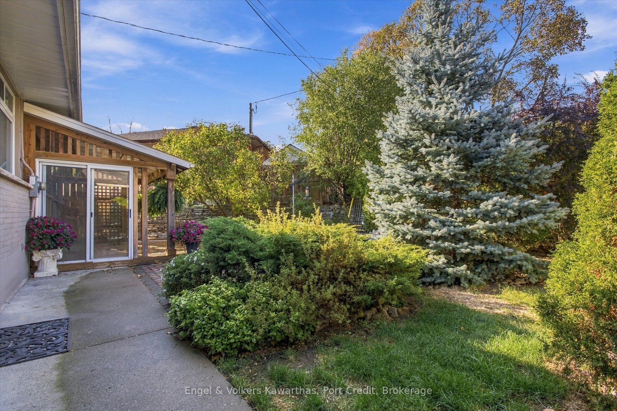 1331 Gordon Avenue Property Photo 41