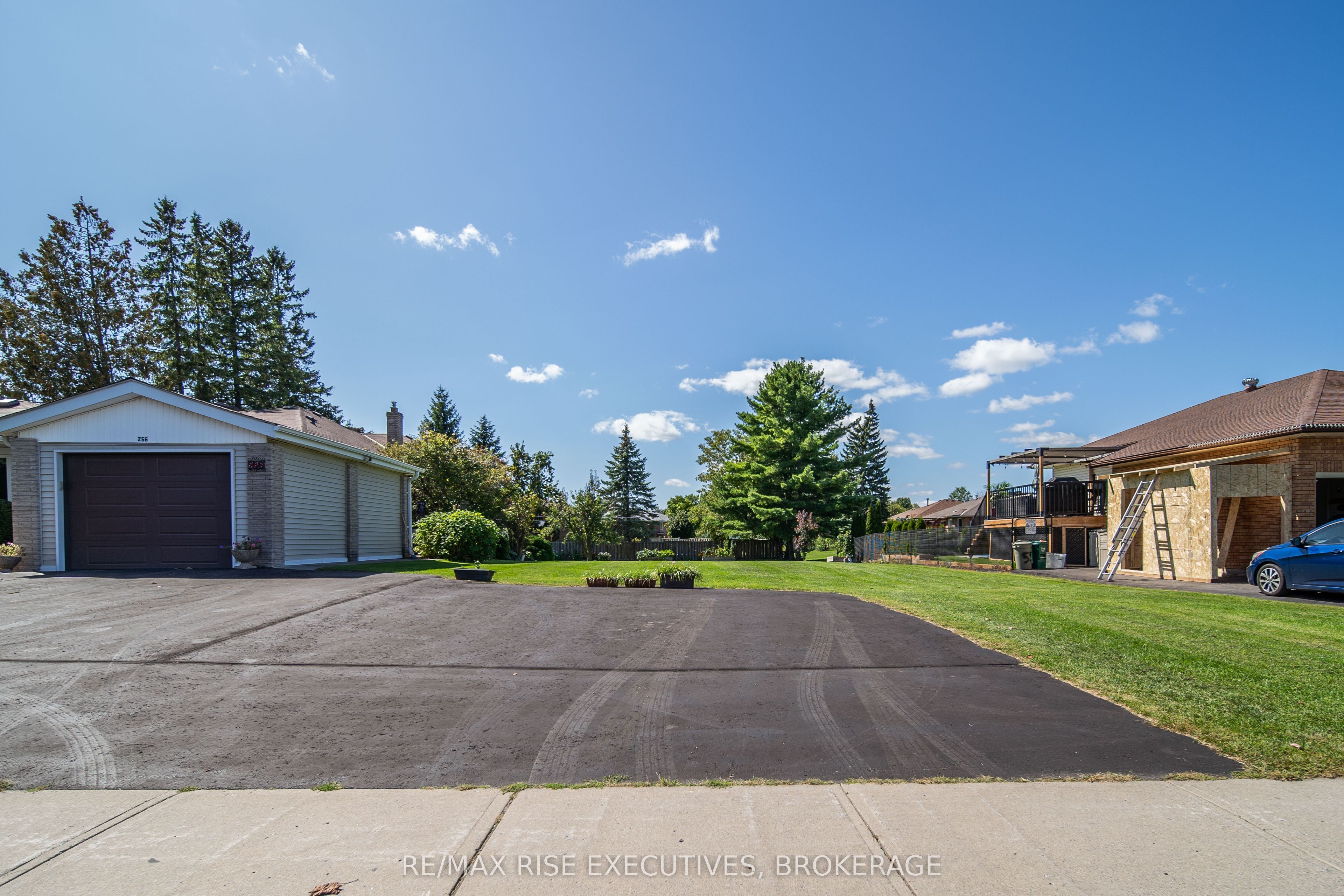 258 Palmer Road Property Photo 2