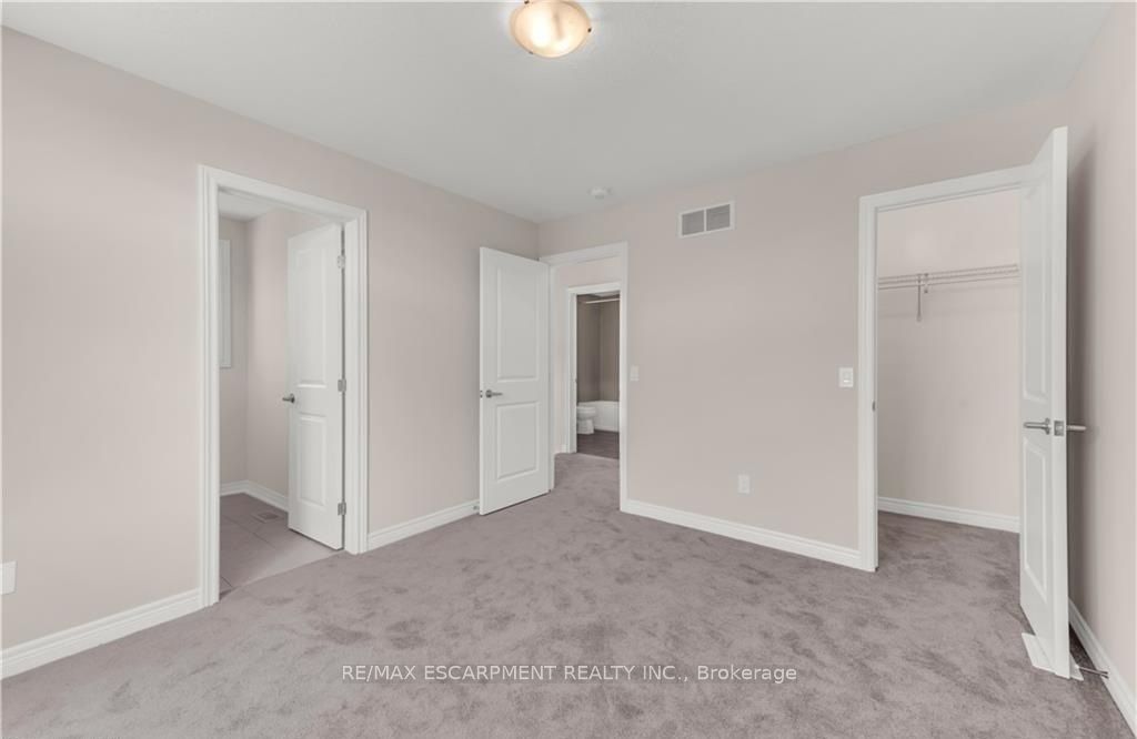 19 Picardy Drive 39 Property Photo 19