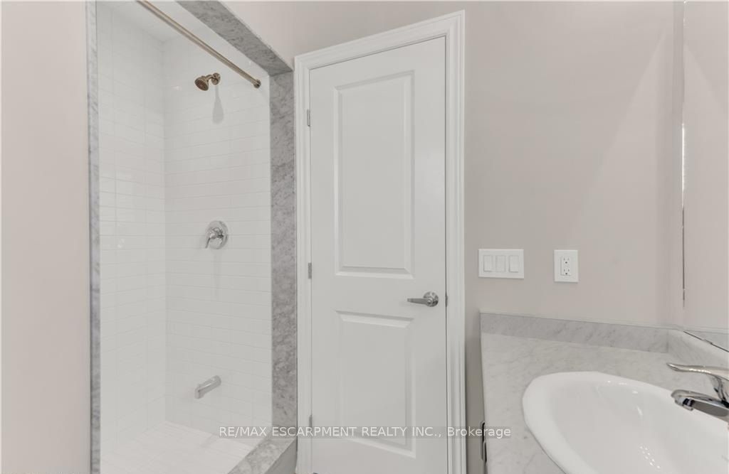 19 Picardy Drive 39 Property Photo 21