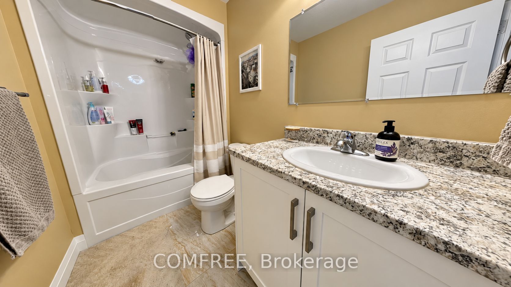 32 Hawthorne Crescent Property Photo 10