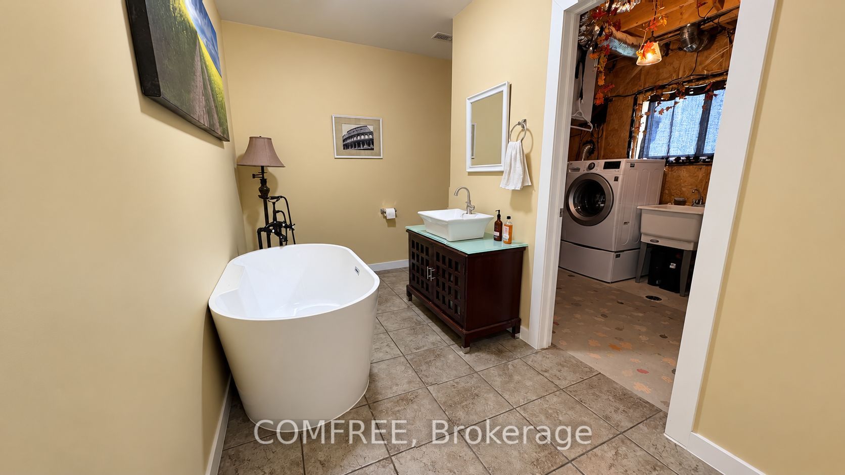 32 Hawthorne Crescent Property Photo 17