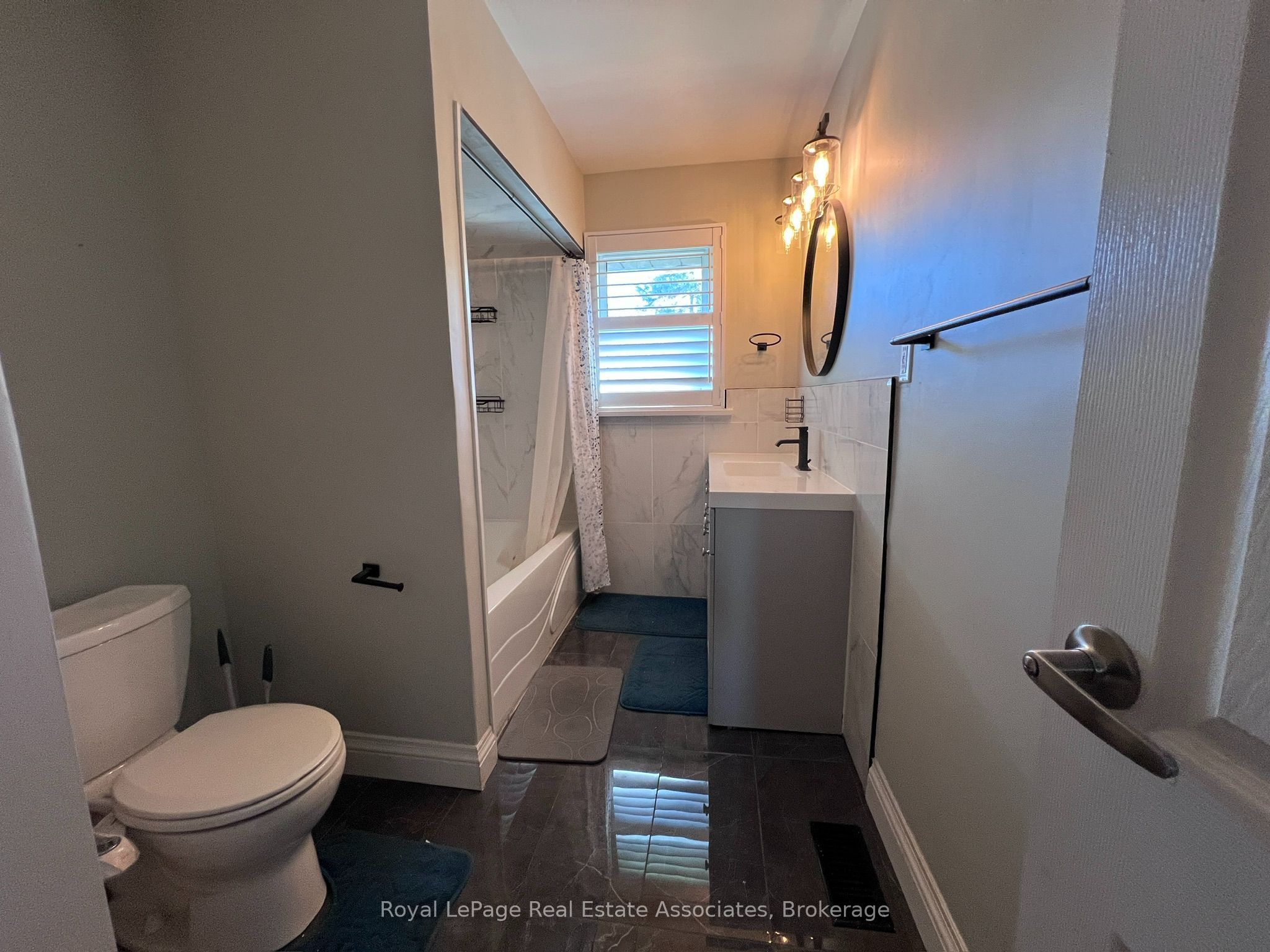 222 Columbia Drive Upper Property Photo 23