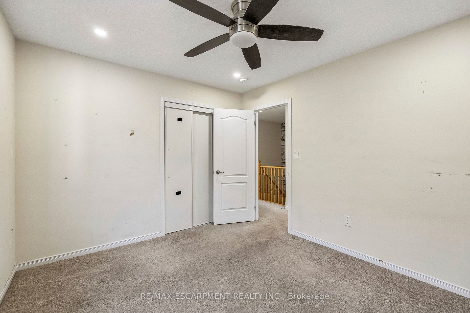 16 Alexandra Drive Property Photo 23