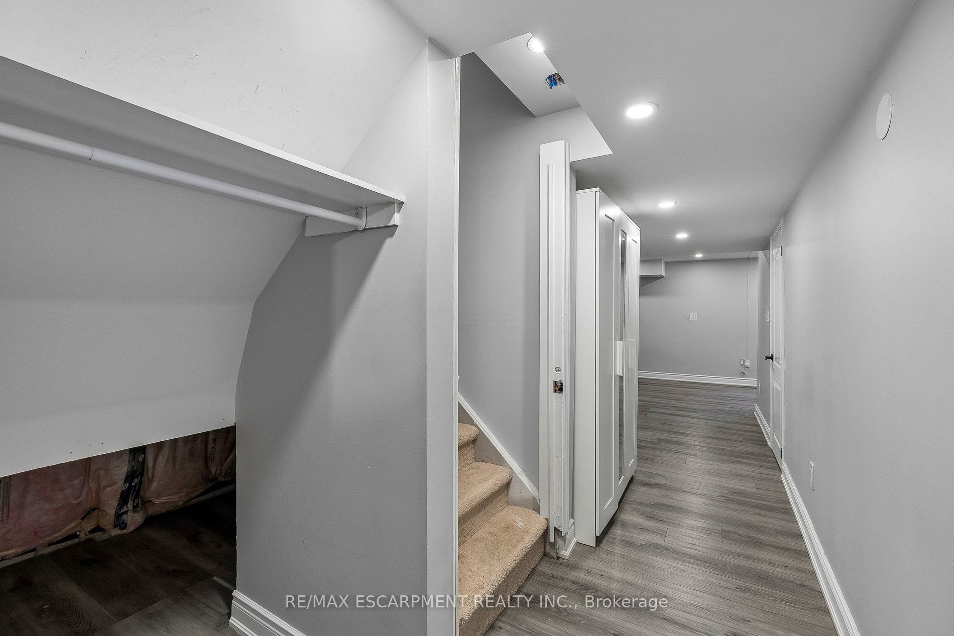 16 Alexandra Drive Property Photo 28