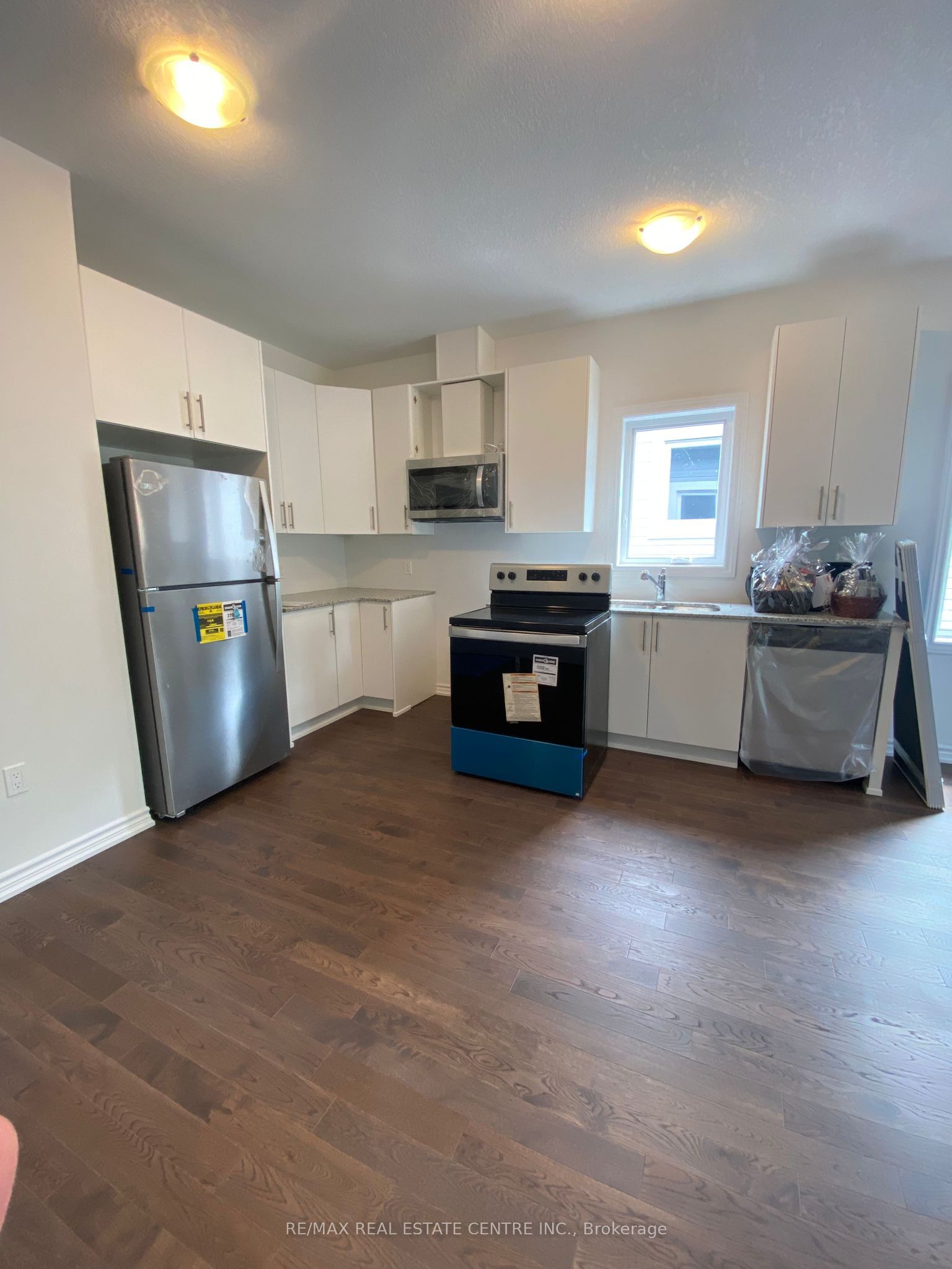 175 Adley Street Property Photo 6