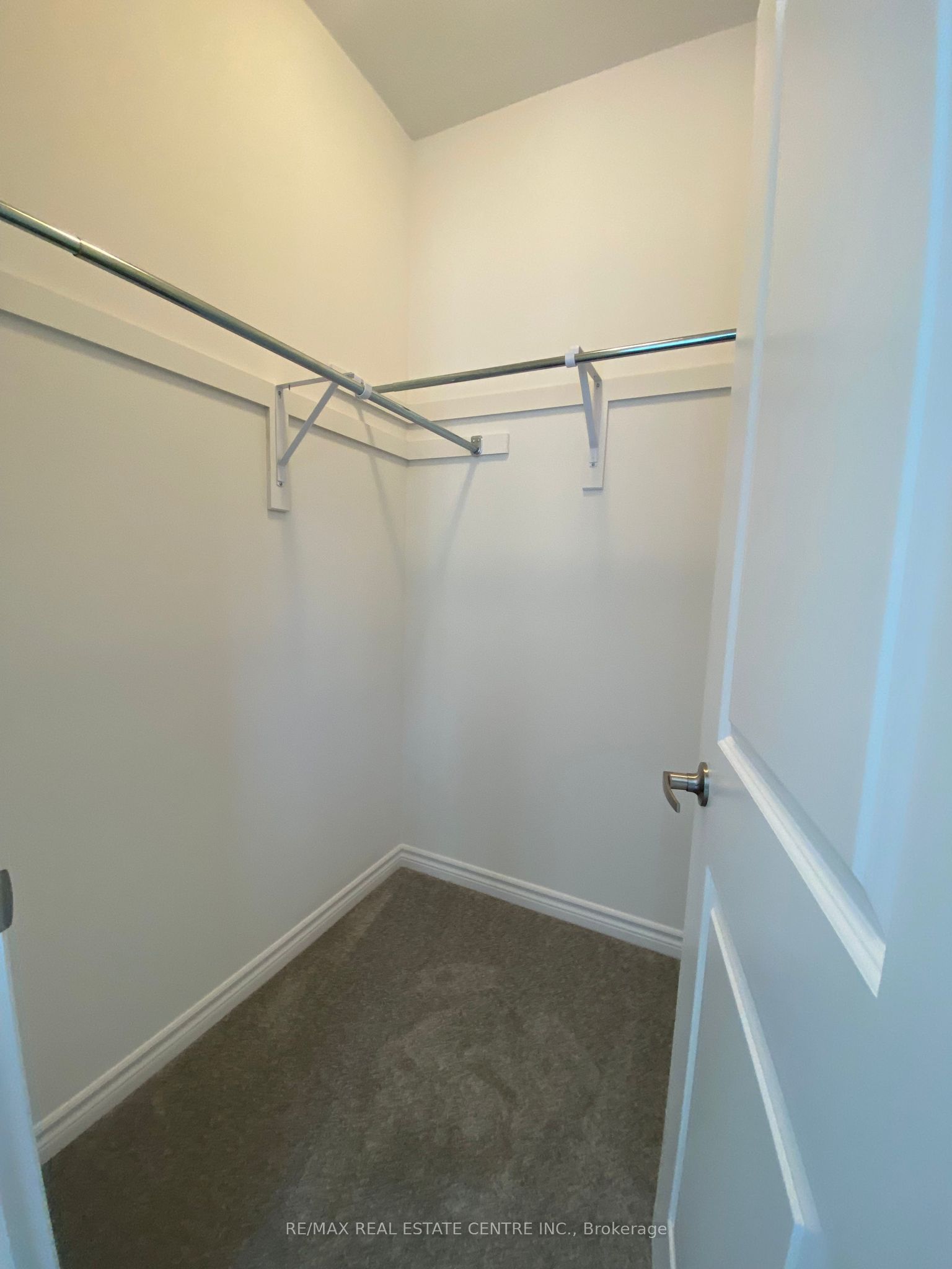 175 Adley Street Property Photo 14