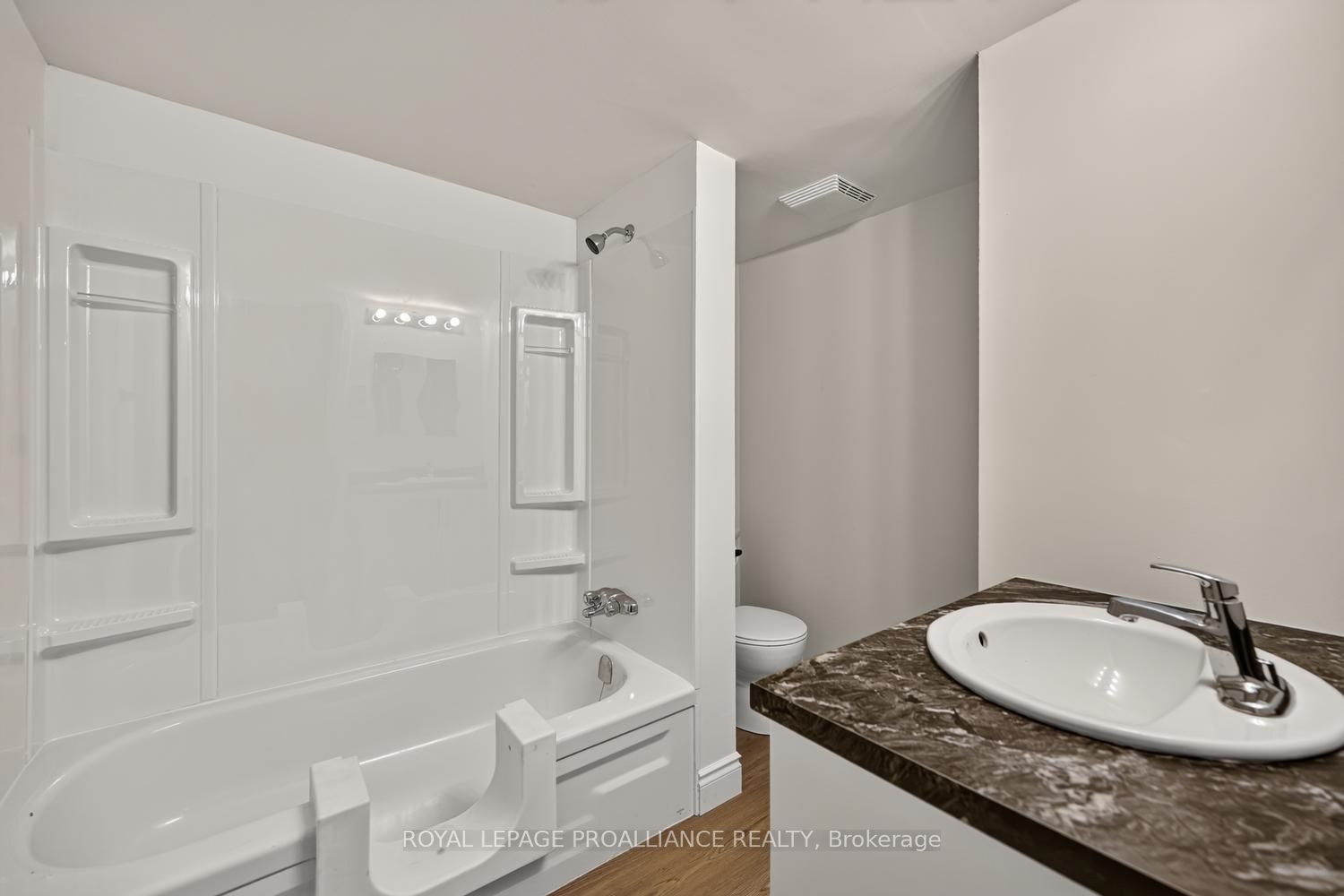 95 Windsor Drive 403 Property Photo 19