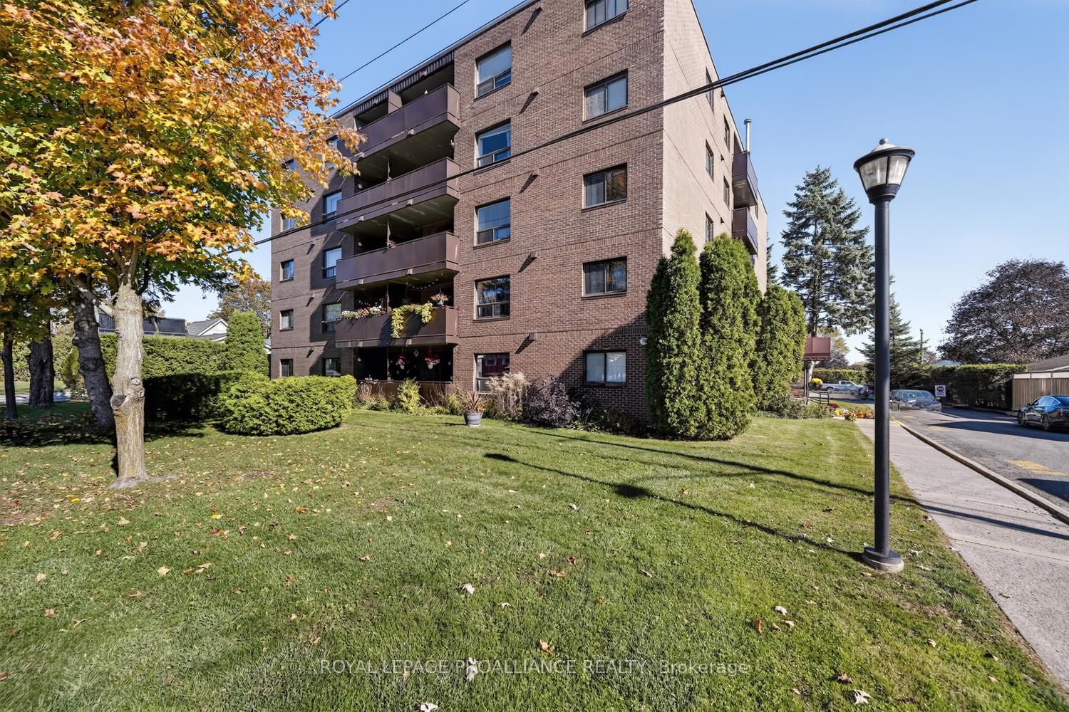 95 Windsor Drive 303 Property Photo 1