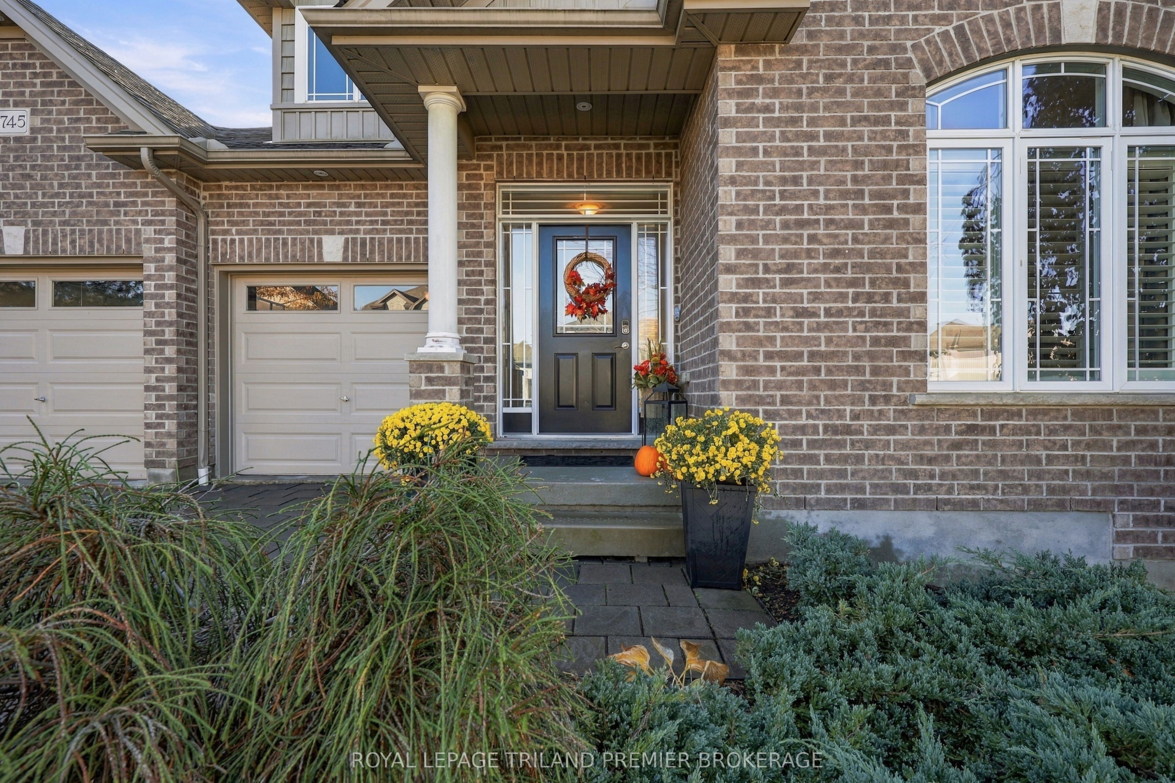 745 Kleinburg Drive Property Photo 2