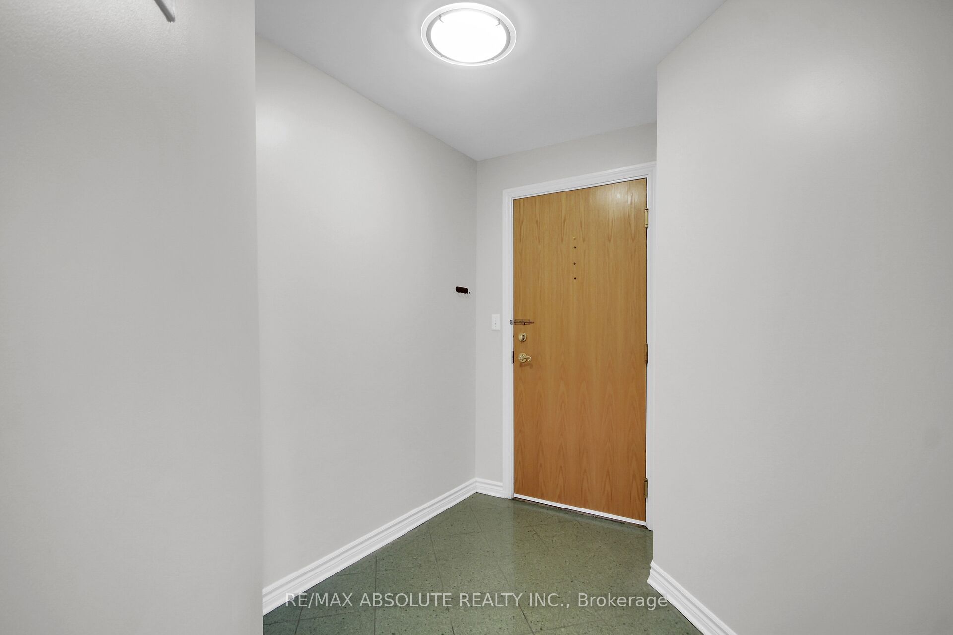3105 Carling Avenue 502 Property Photo 8