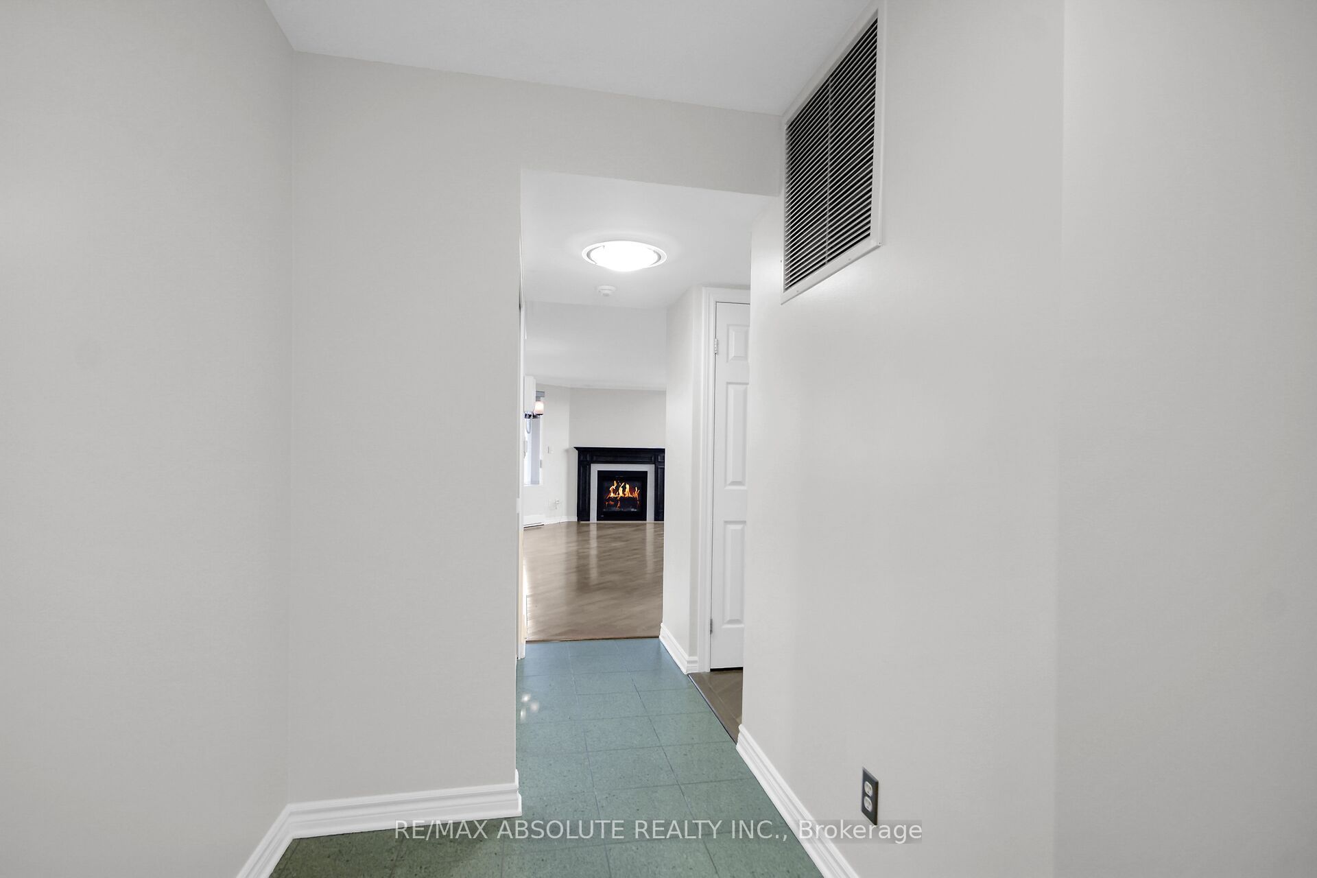 3105 Carling Avenue 502 Property Photo 10