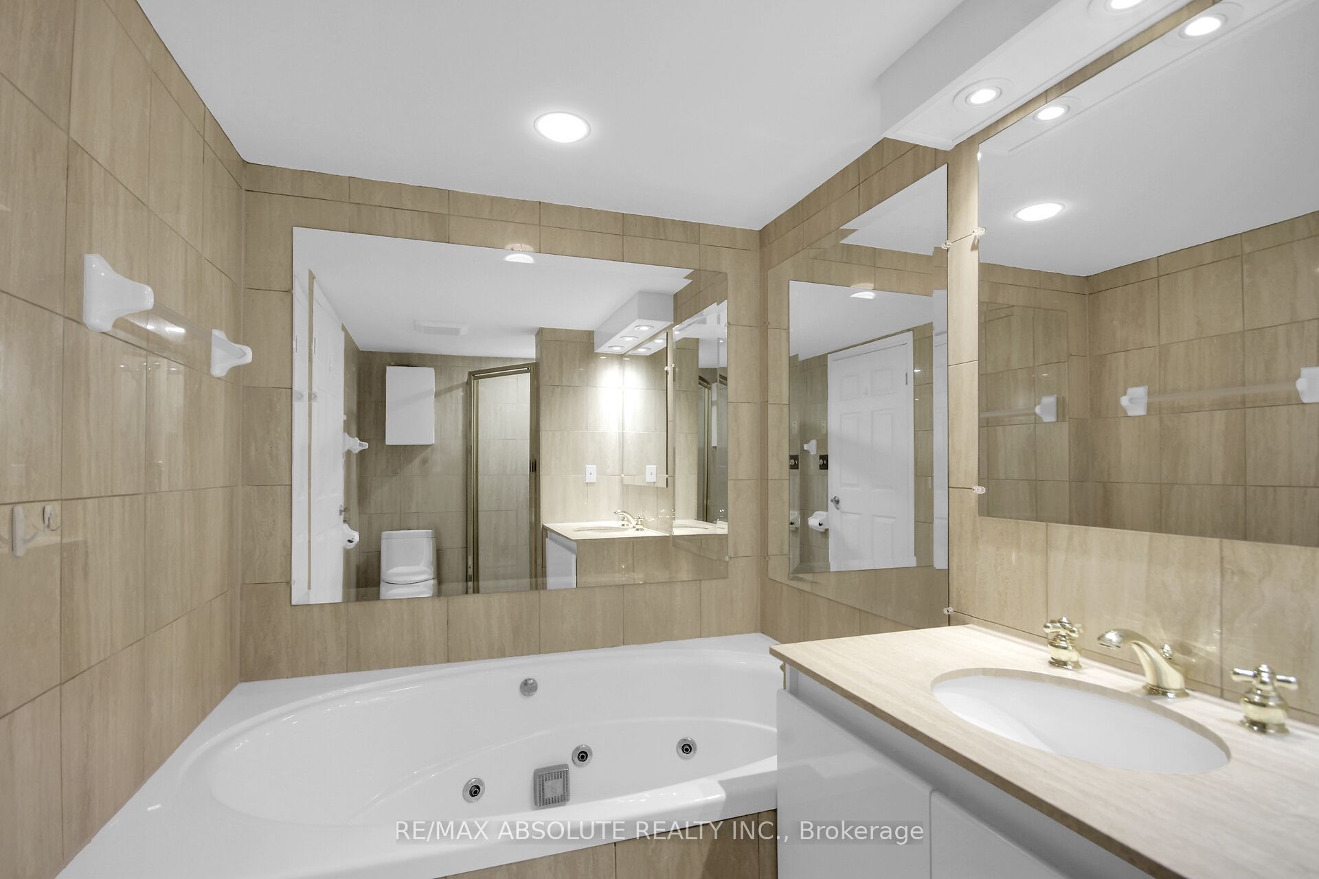 3105 Carling Avenue 502 Property Photo 23