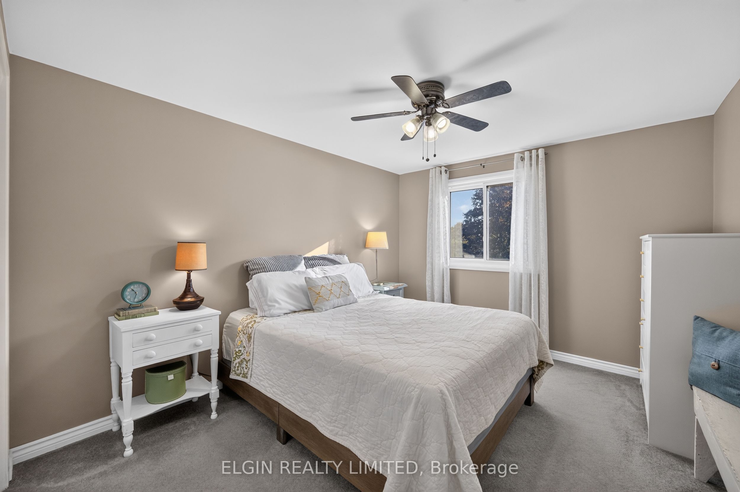 6 Aldborough Avenue Property Photo 13