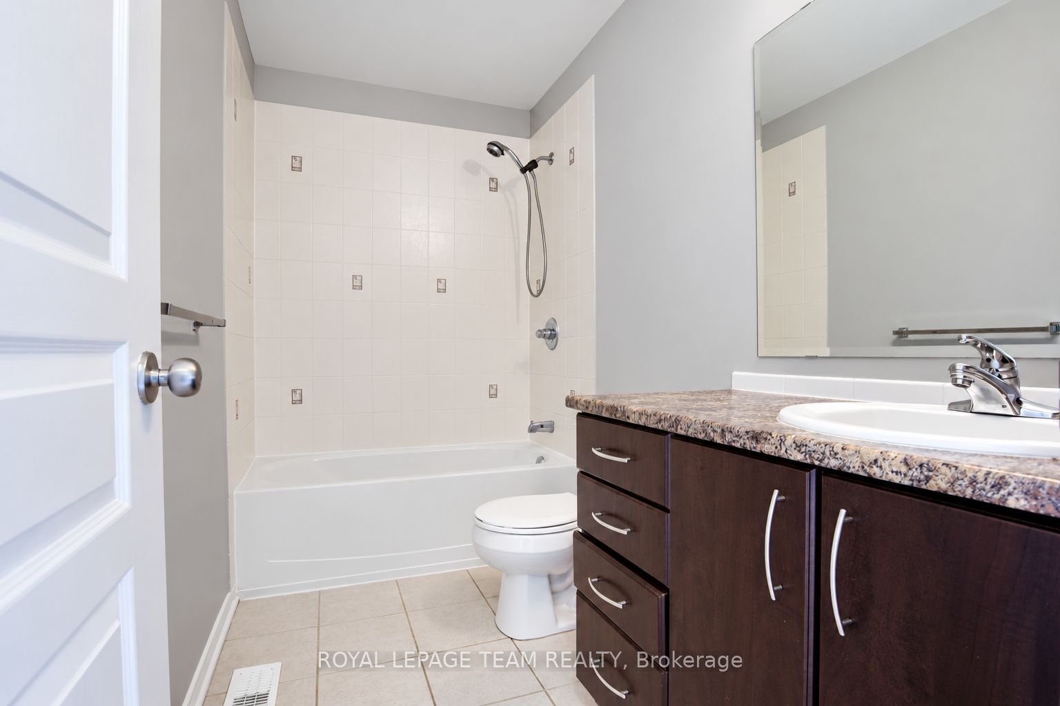 190 Sorento Street Property Photo 19