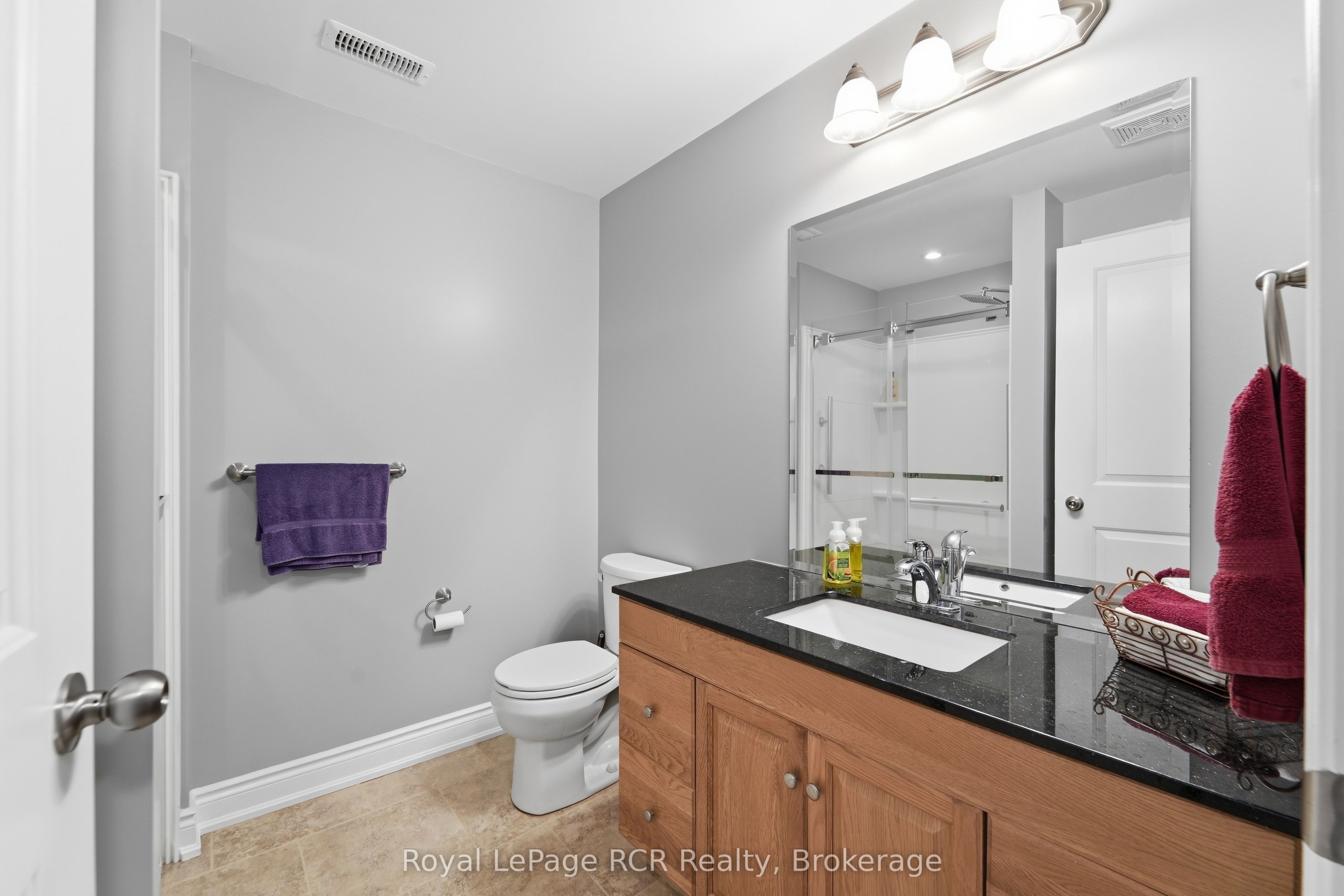 358 5th Street Property Photo 24