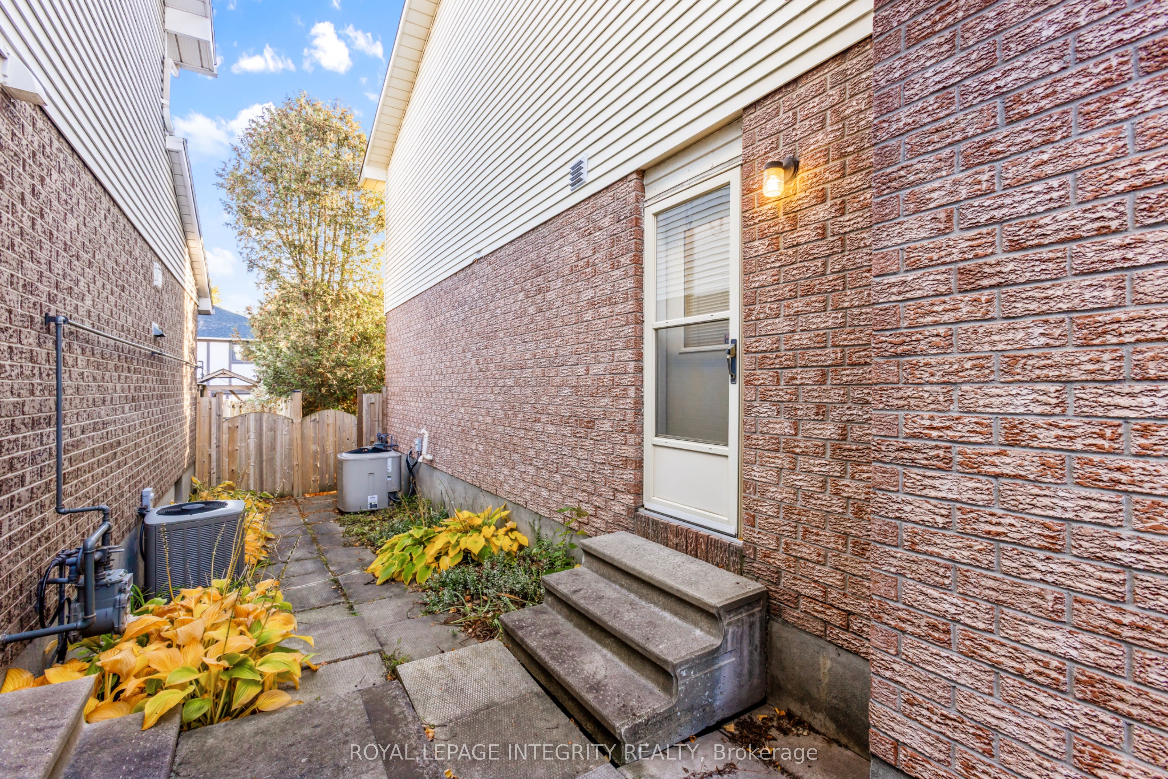 17 Constable Street Property Photo 28
