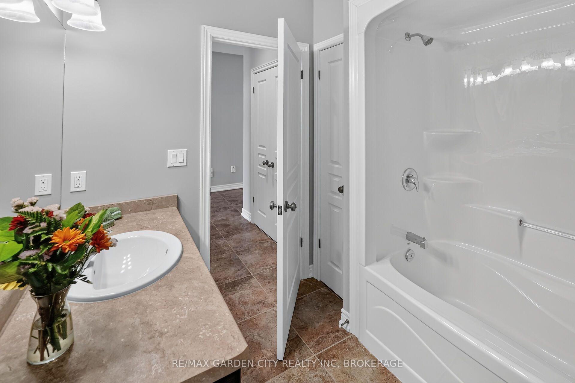 179 Falcon Drive Property Photo 23