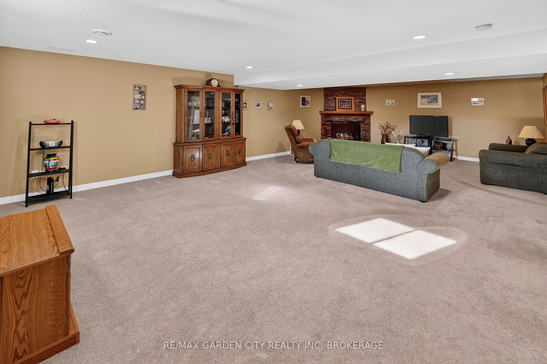 179 Falcon Drive Property Photo 26