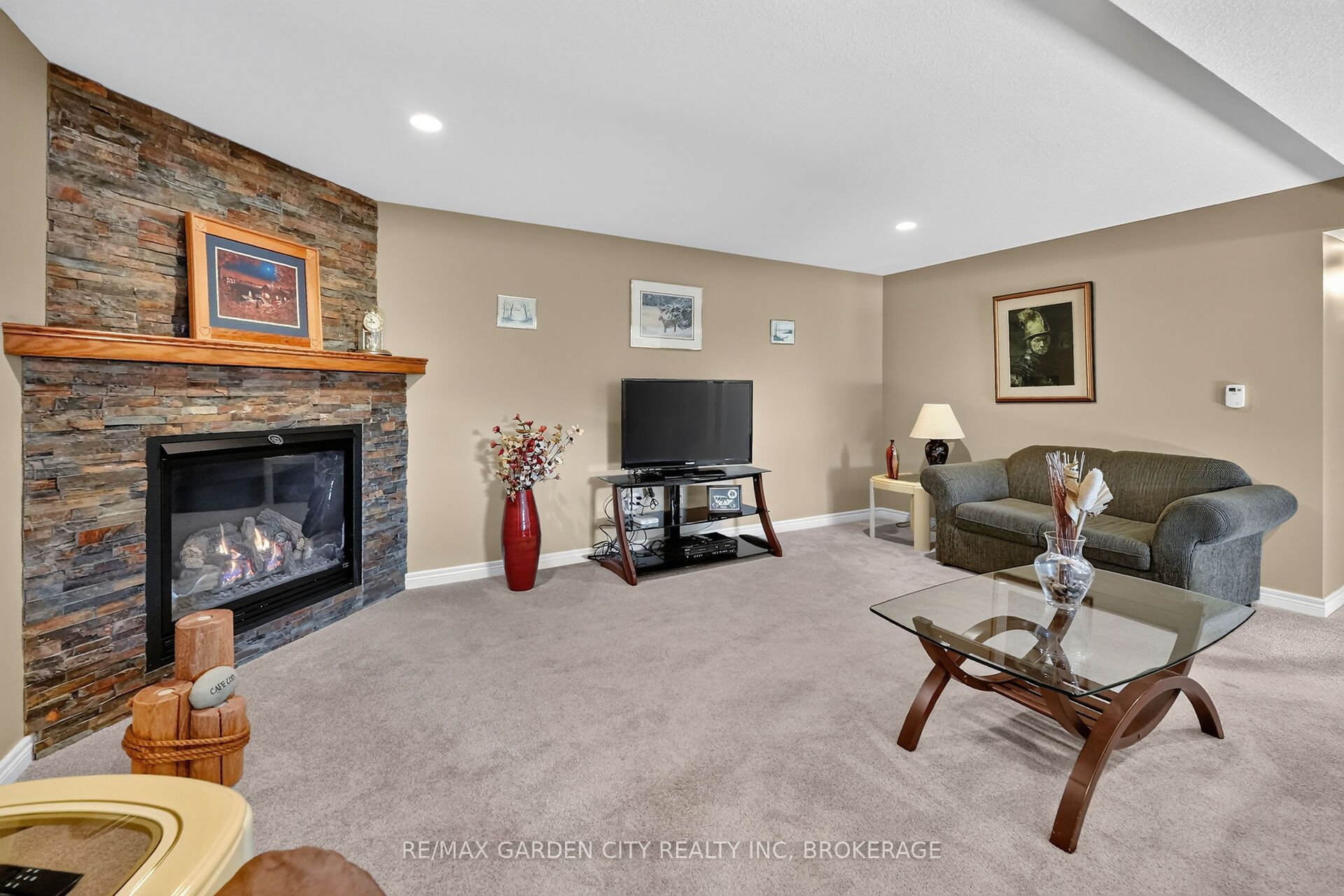 179 Falcon Drive Property Photo 29