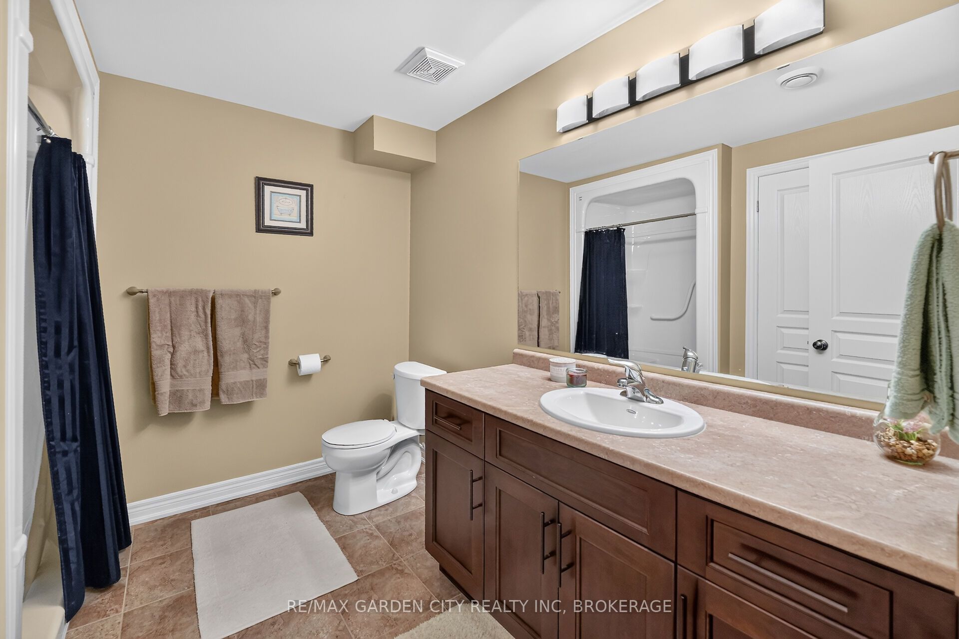 179 Falcon Drive Property Photo 32