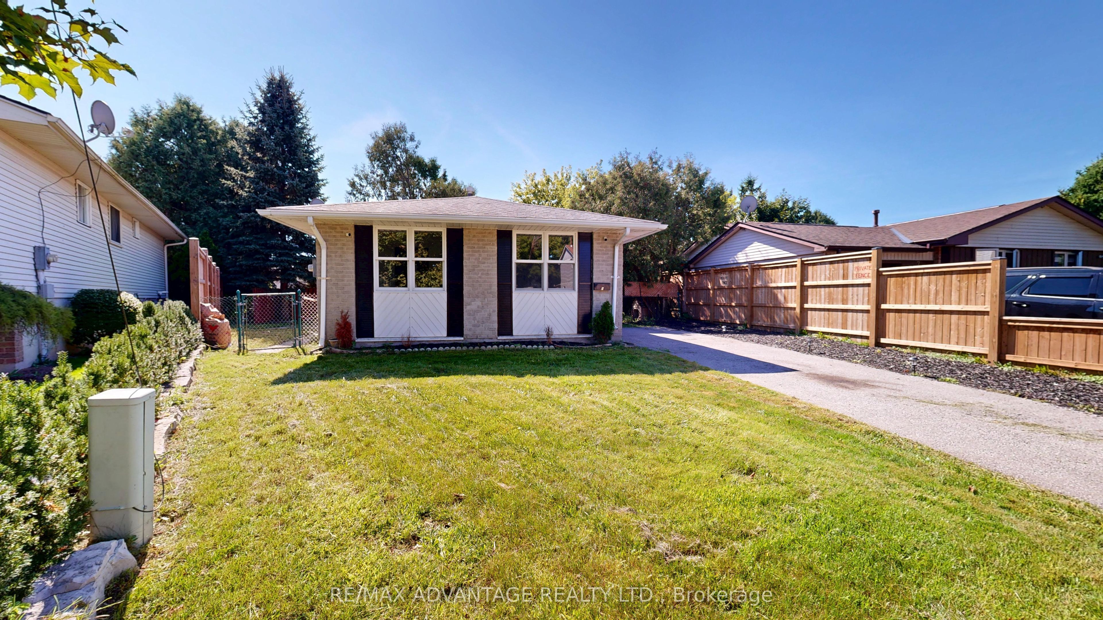 9 Camelot Crescent Property Photo 4