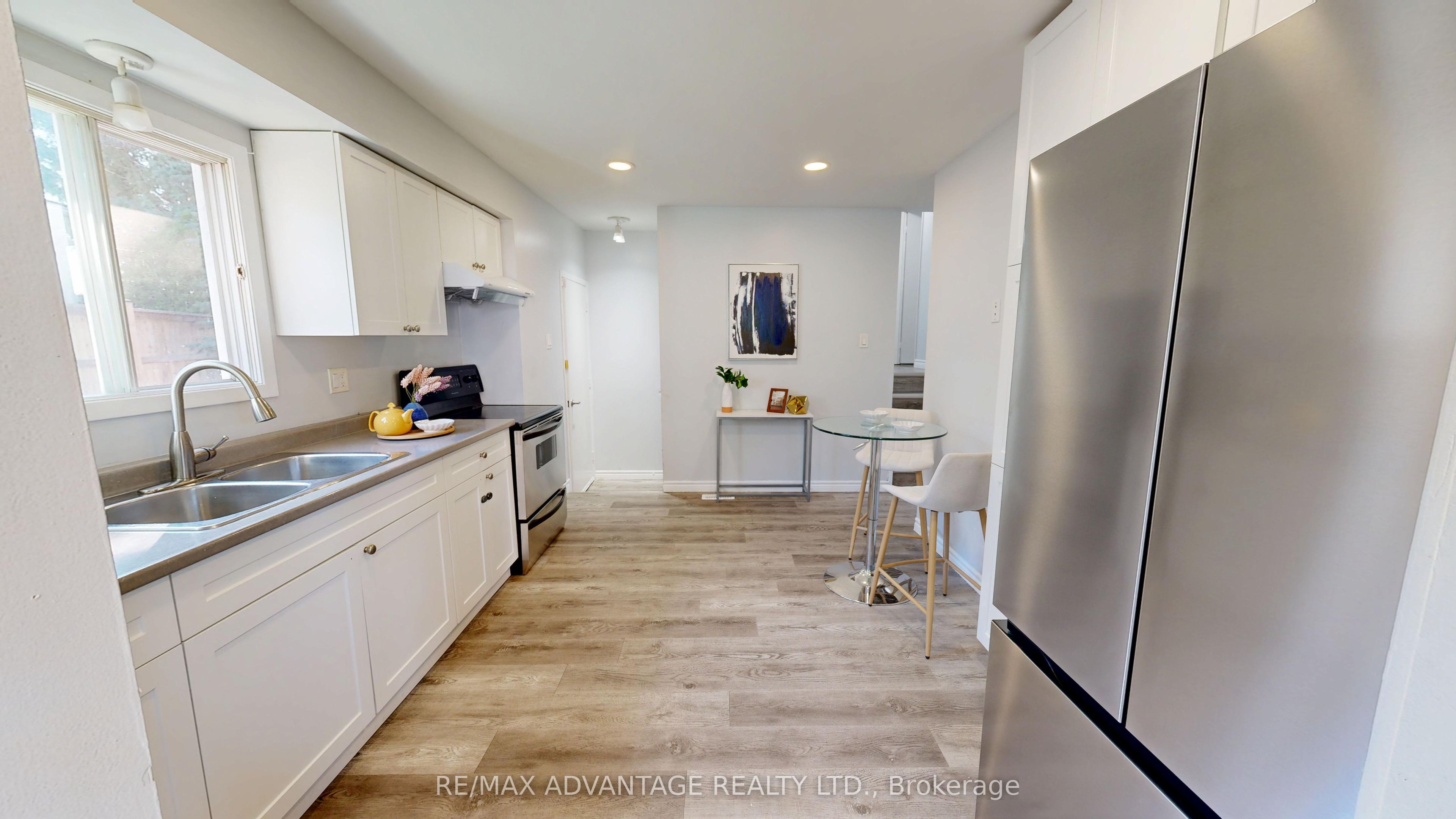 9 Camelot Crescent Property Photo 14