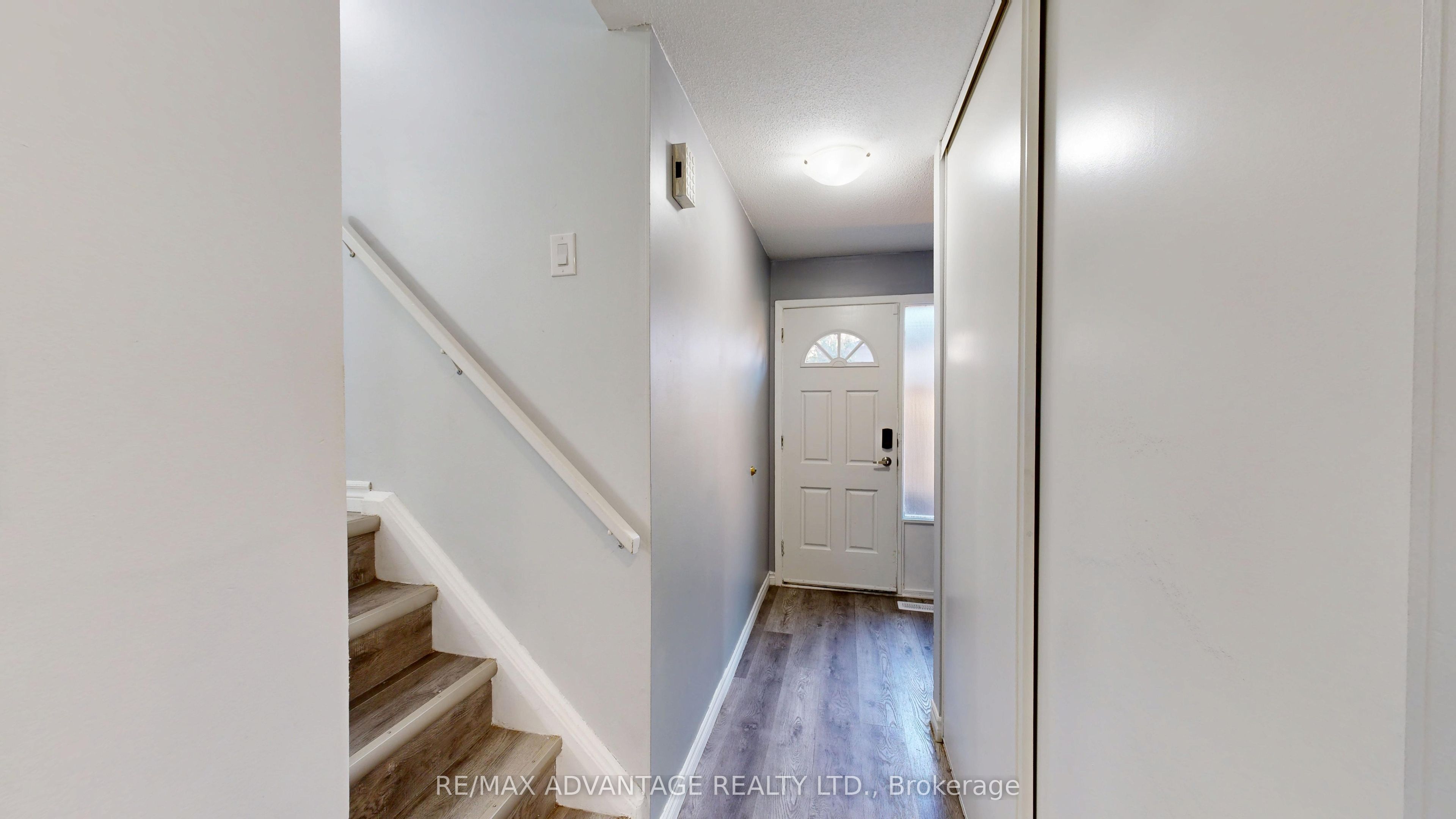 9 Camelot Crescent Property Photo 16