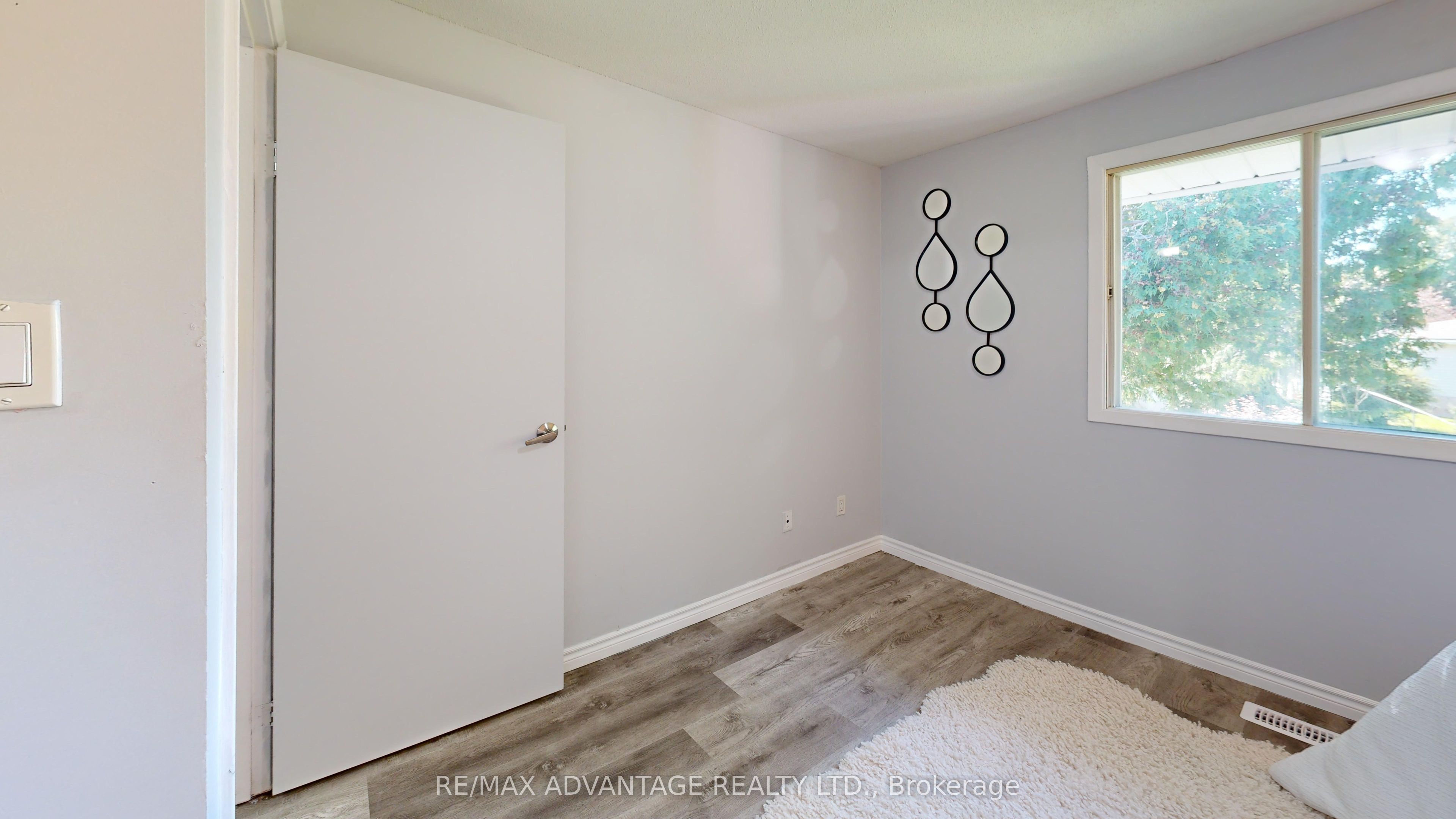 9 Camelot Crescent Property Photo 27