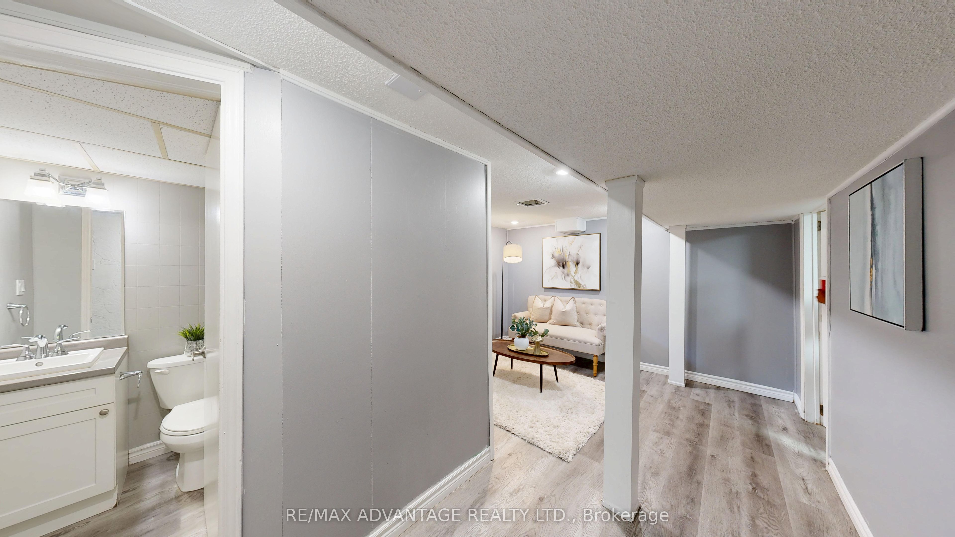 9 Camelot Crescent Property Photo 30