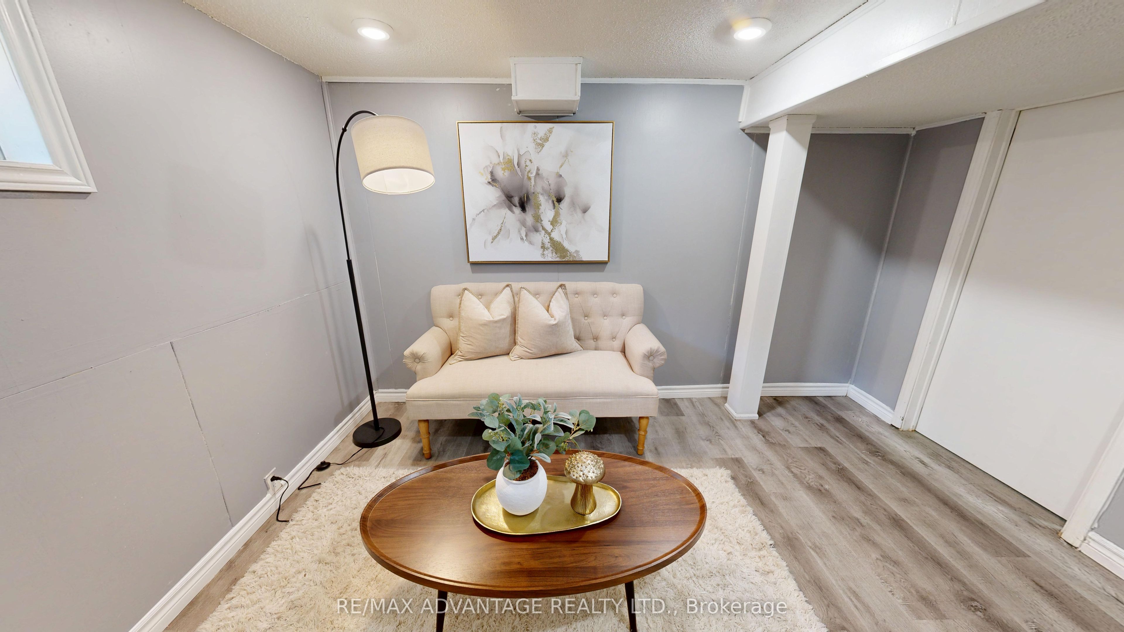 9 Camelot Crescent Property Photo 32