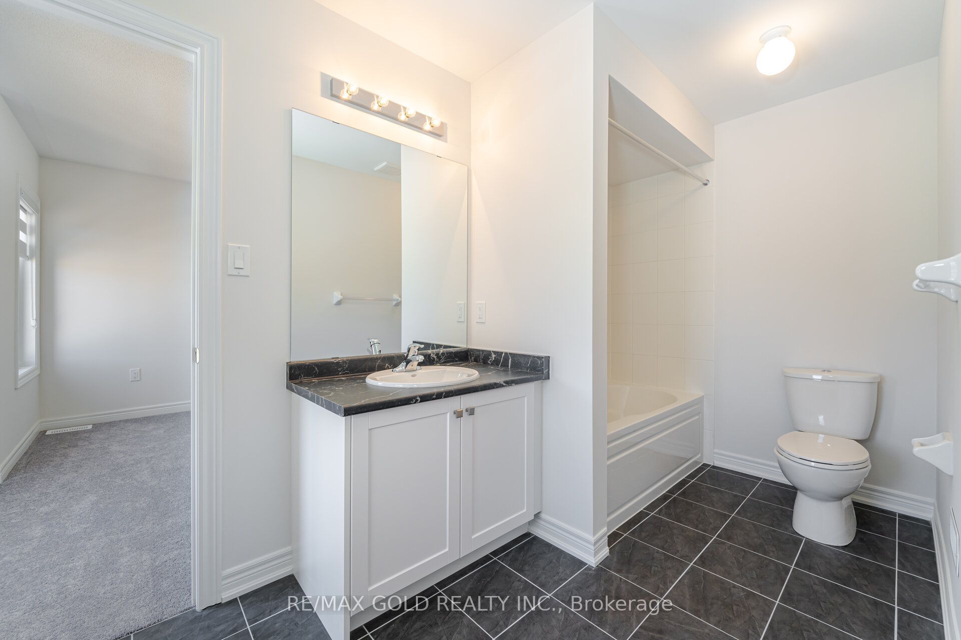 210 Chippewa Avenue Property Photo 39