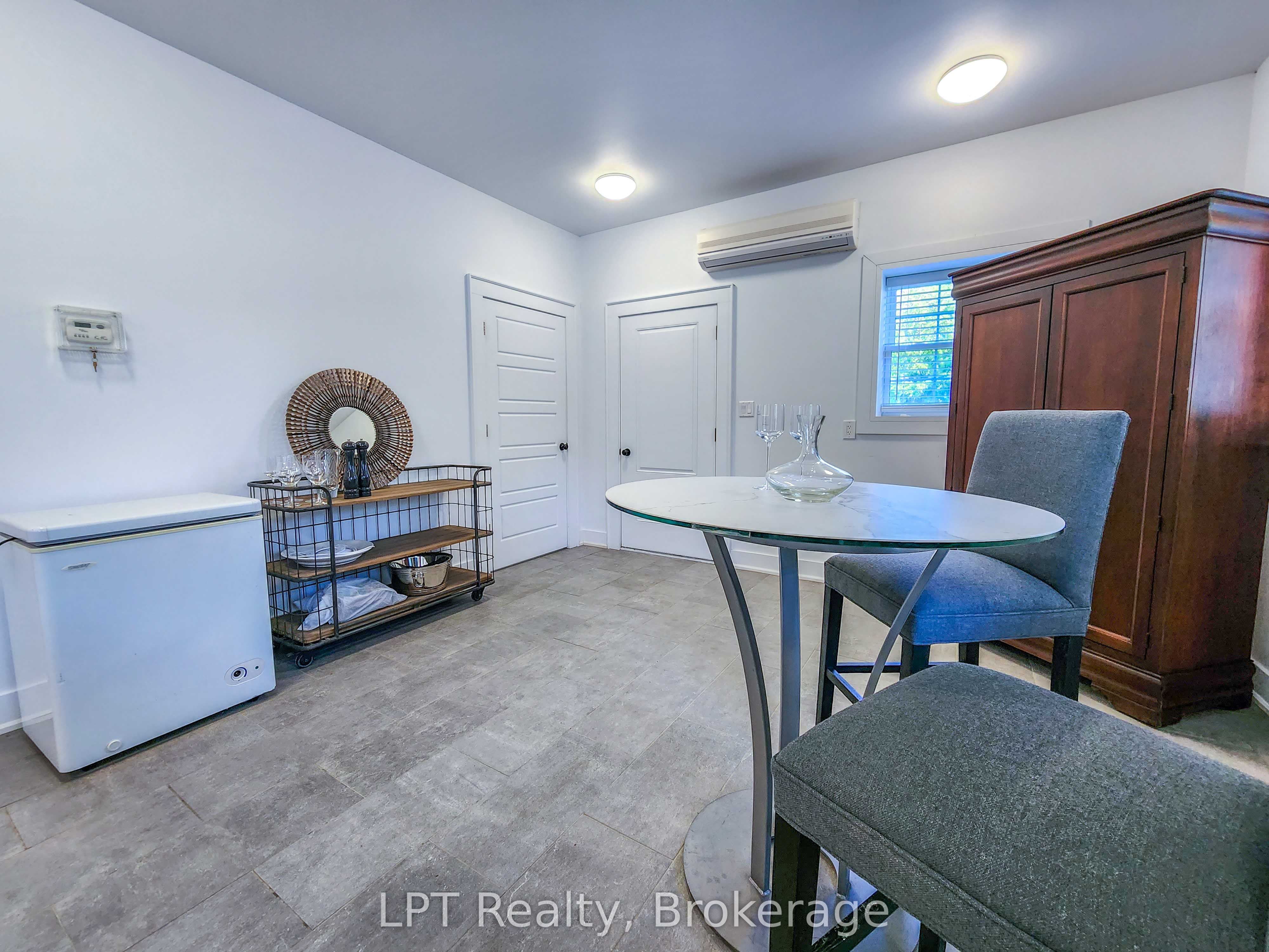 12 Leggett Lane Unit #3 Property Photo 10