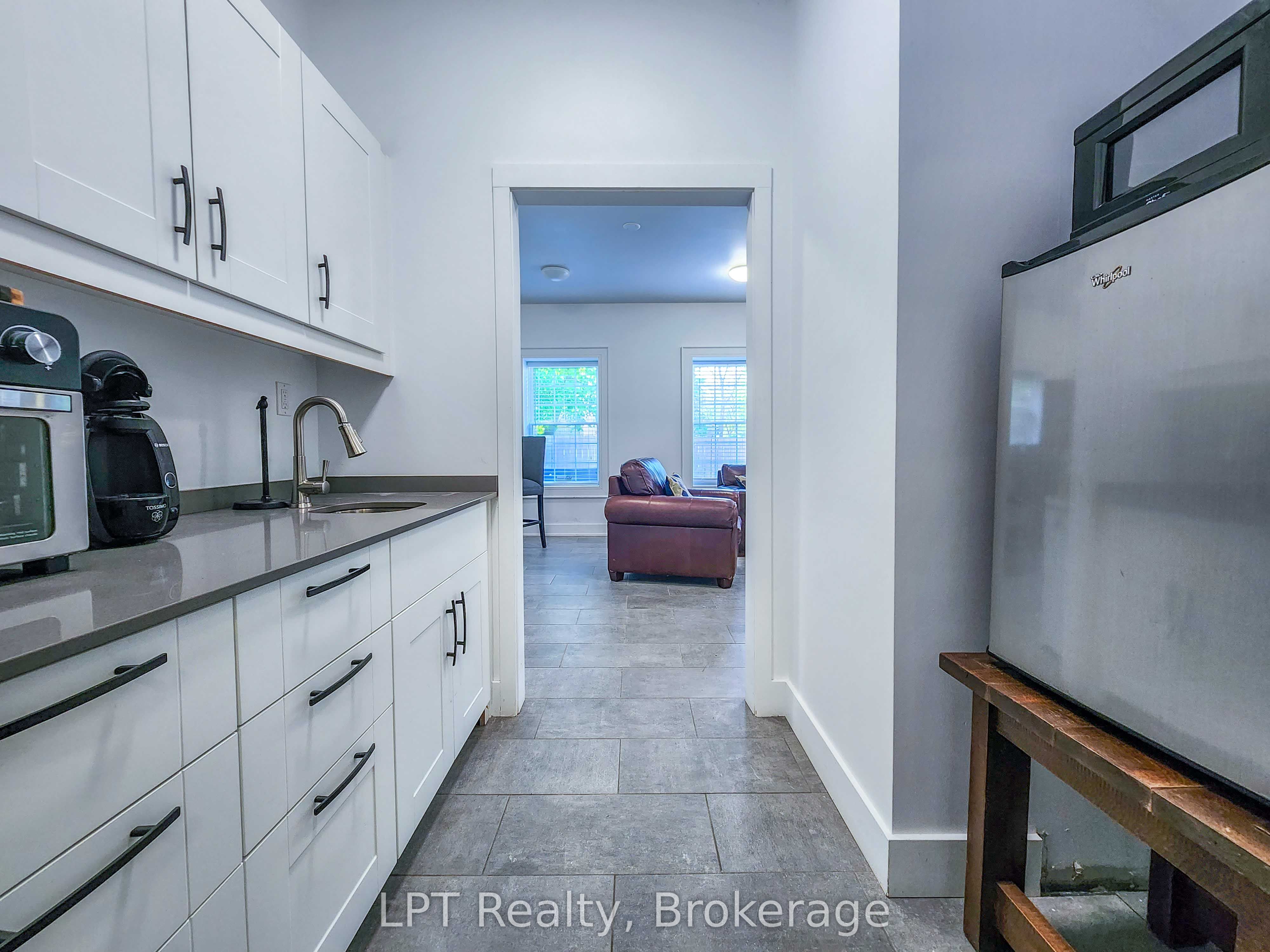 12 Leggett Lane Unit #3 Property Photo 16