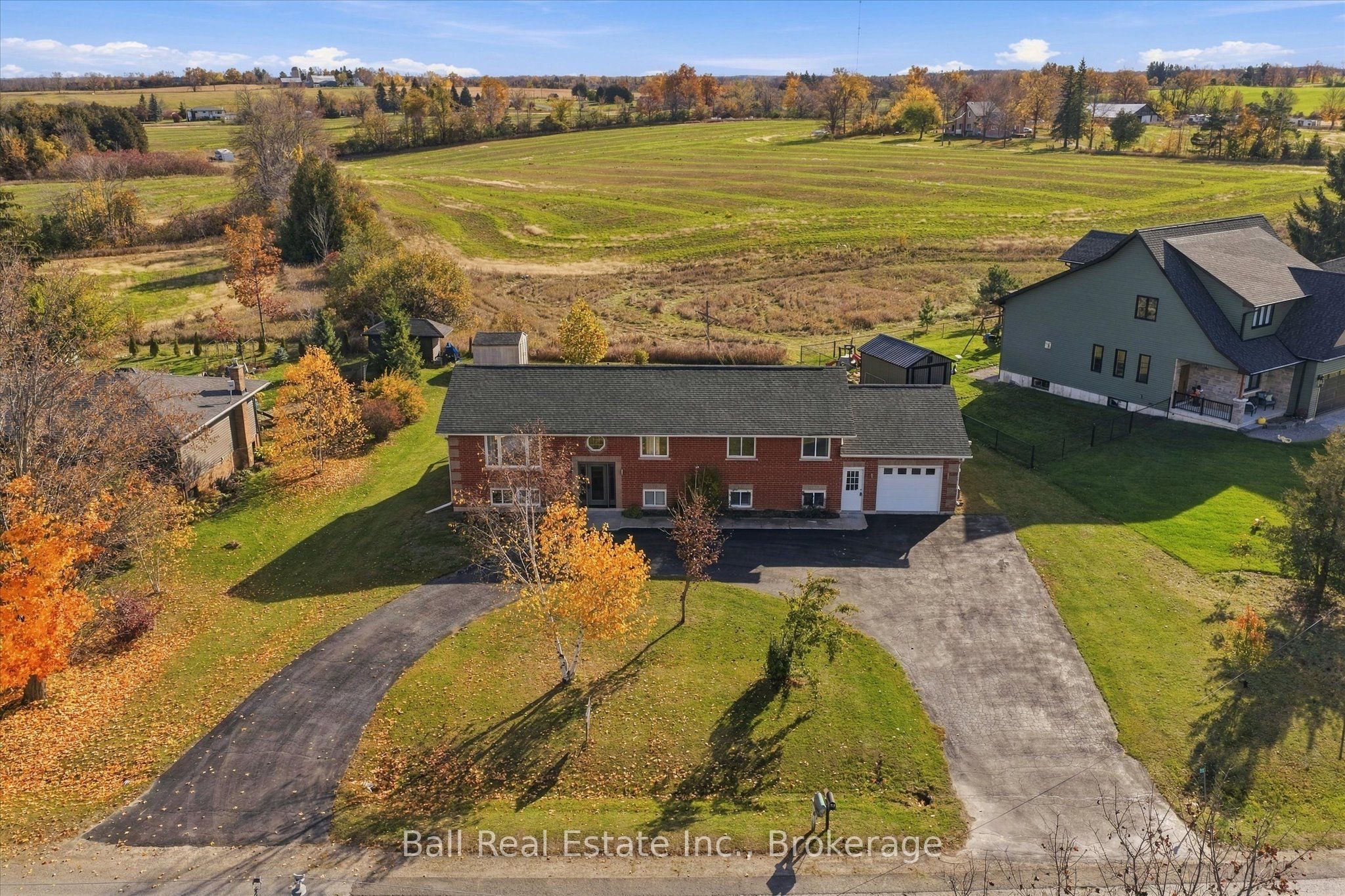 323 Cadigan Road Property Photo 2