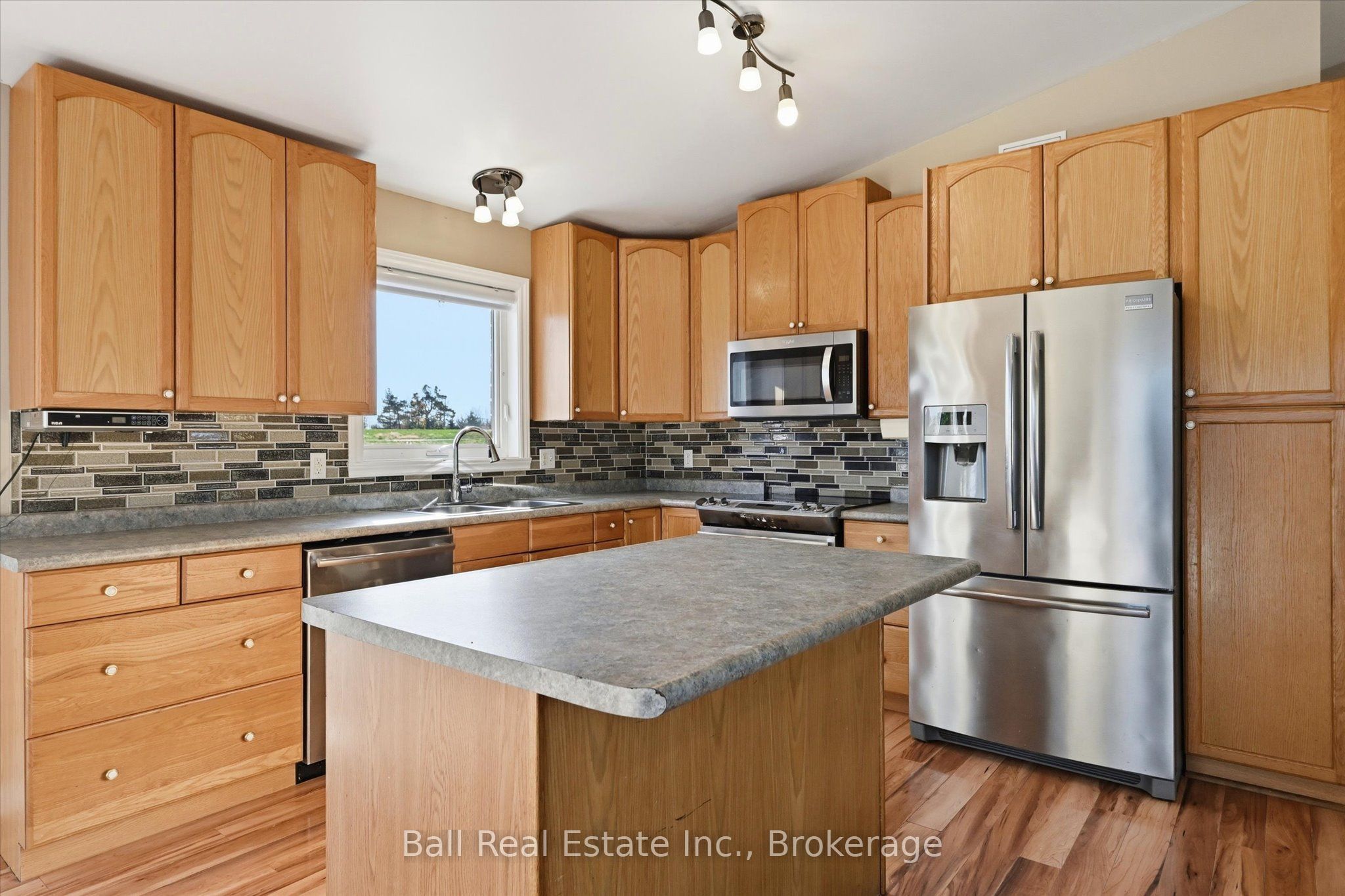 323 Cadigan Road Property Photo 11