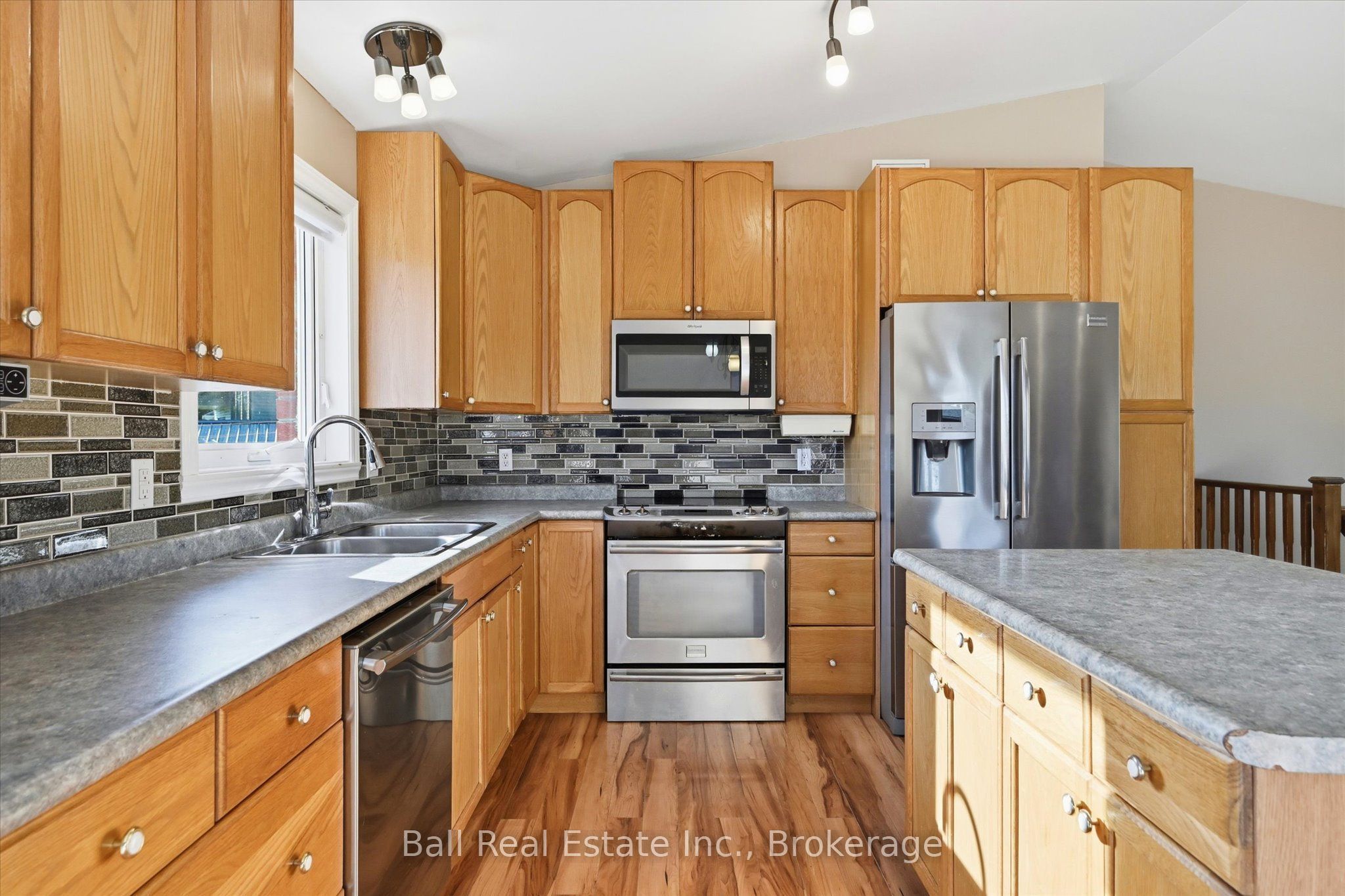 323 Cadigan Road Property Photo 12