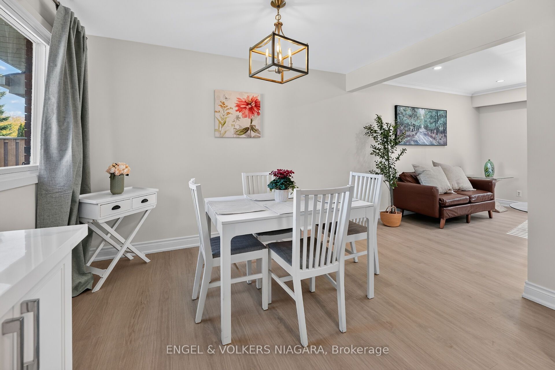 6773 Crawford Street Property Photo 9