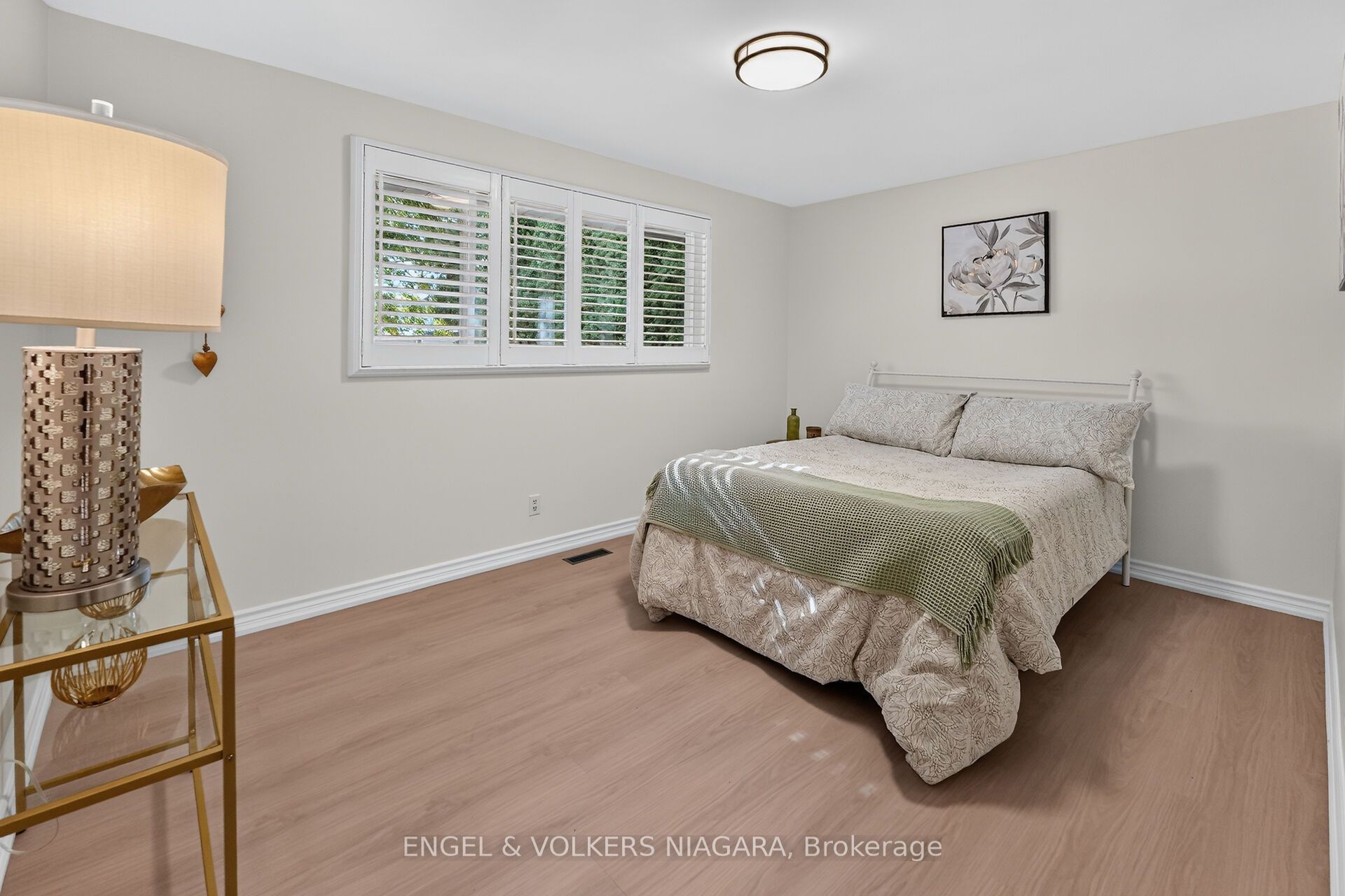 6773 Crawford Street Property Photo 12