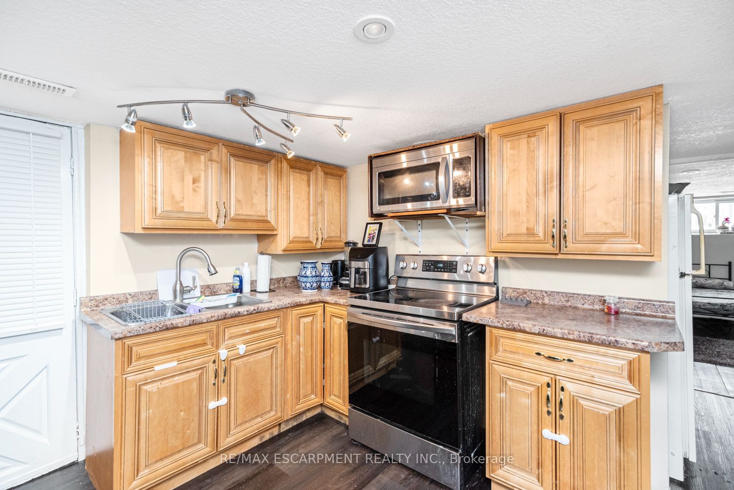 243 Federal Street Property Photo 39