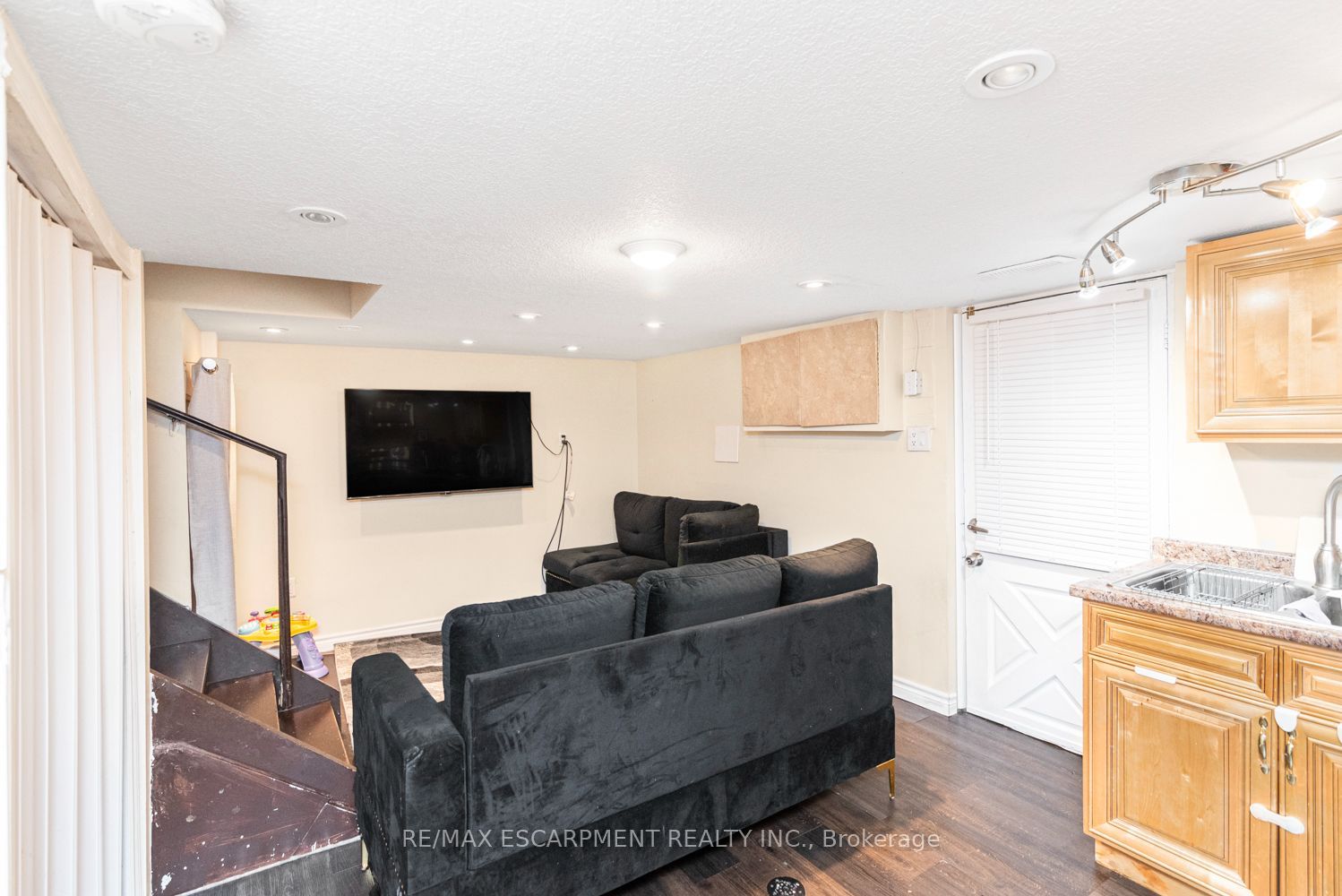 243 Federal Street Property Photo 43