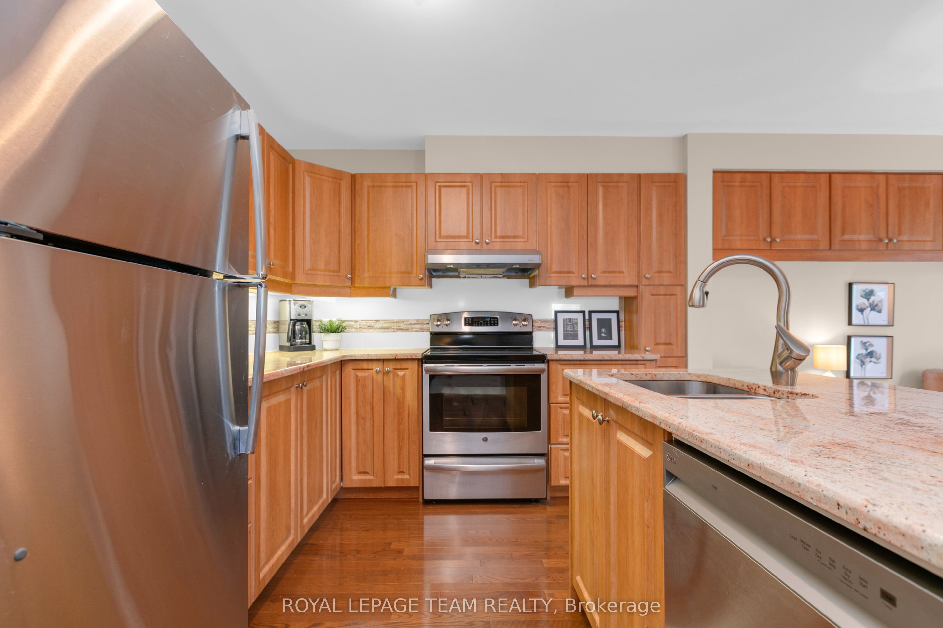 28 Appledale Drive Property Photo 16