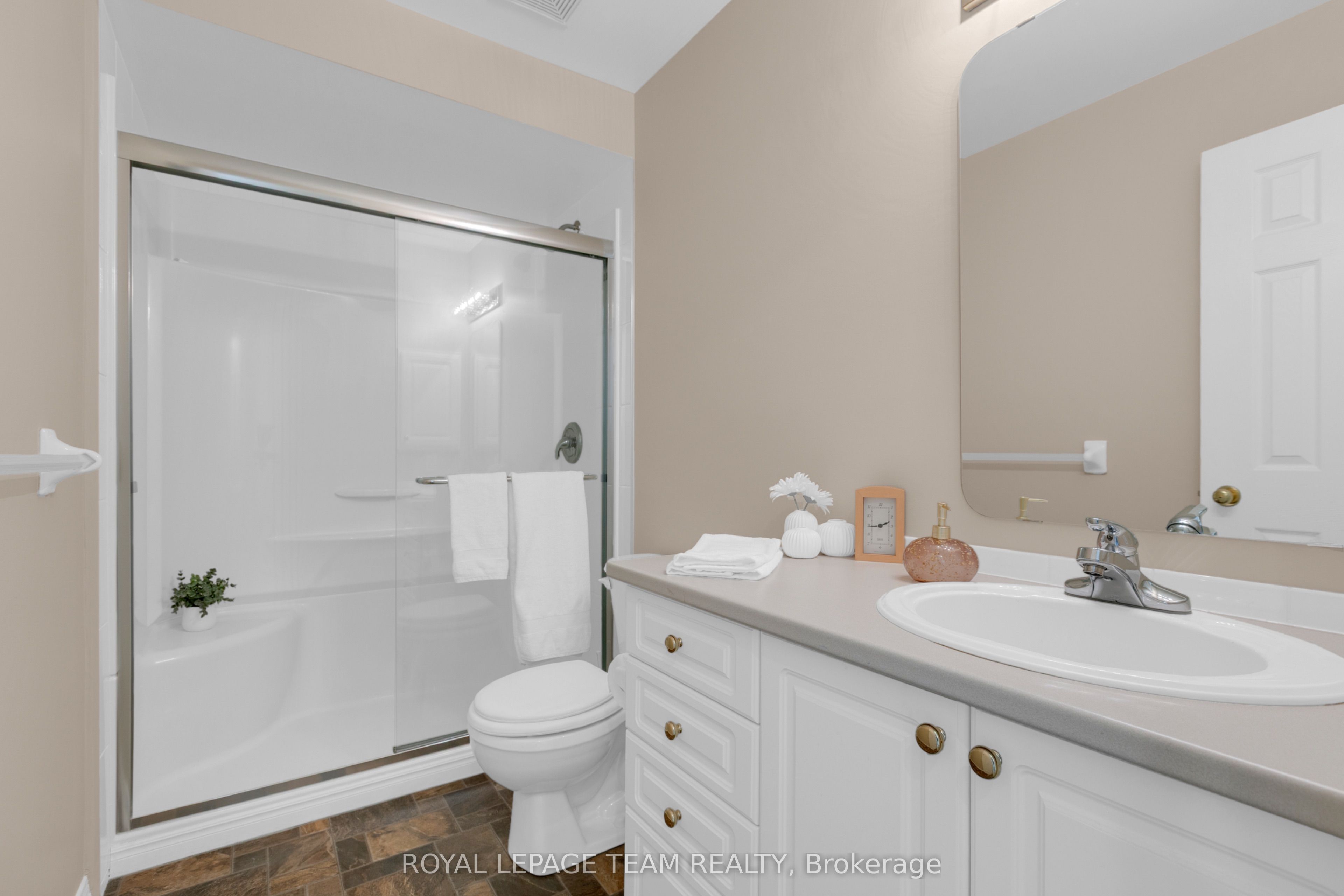28 Appledale Drive Property Photo 35