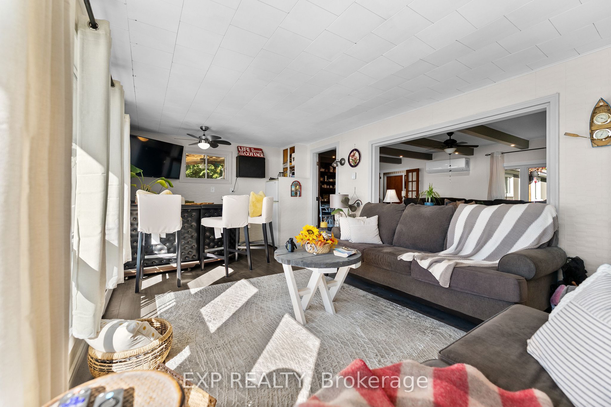42195 Combermere Road Property Photo 11