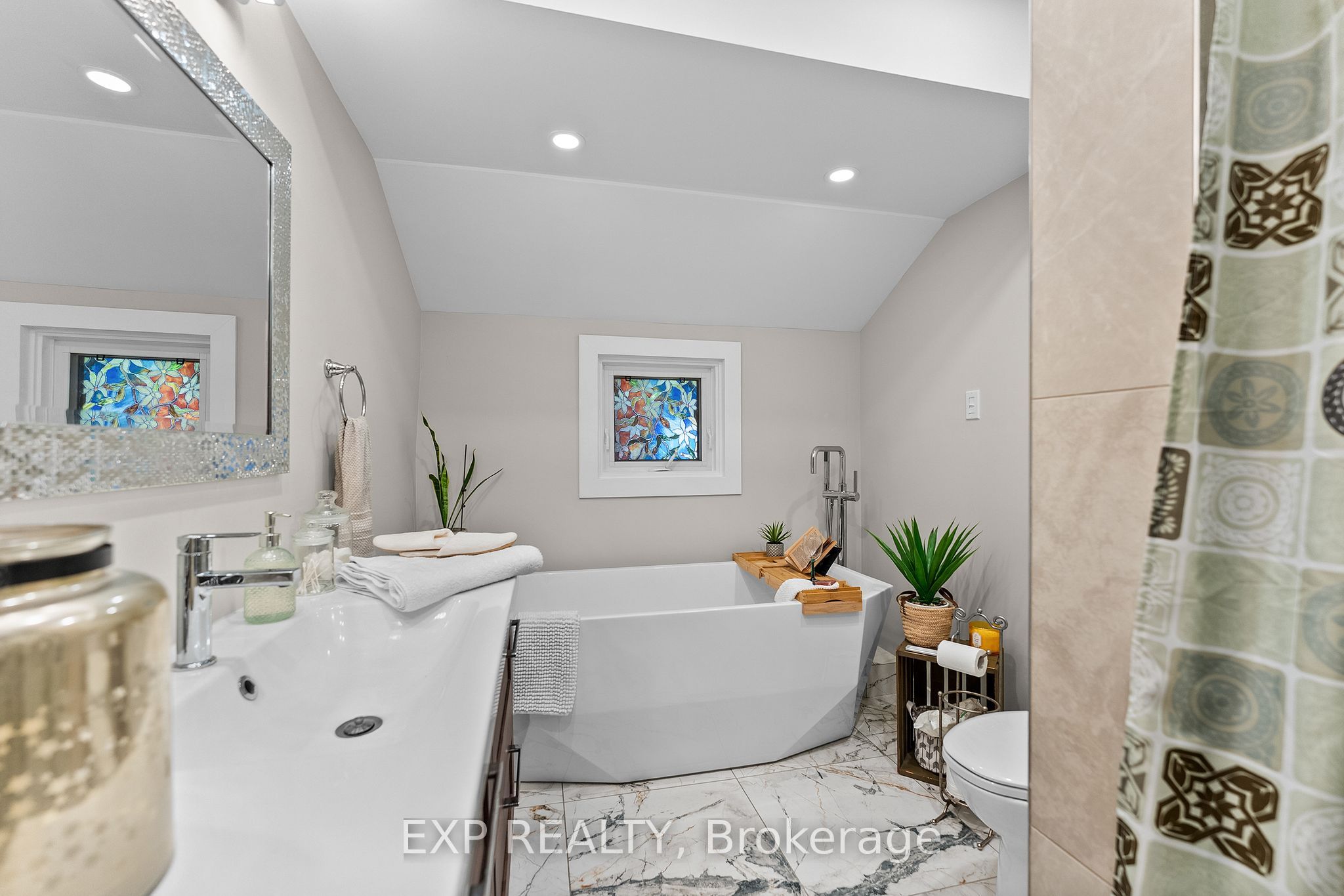 42195 Combermere Road Property Photo 30