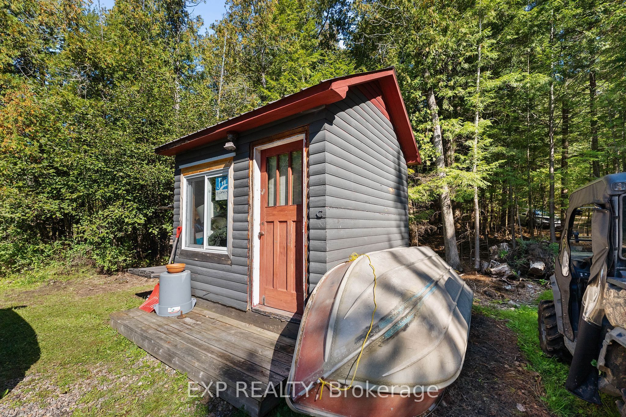 42195 Combermere Road Property Photo 44