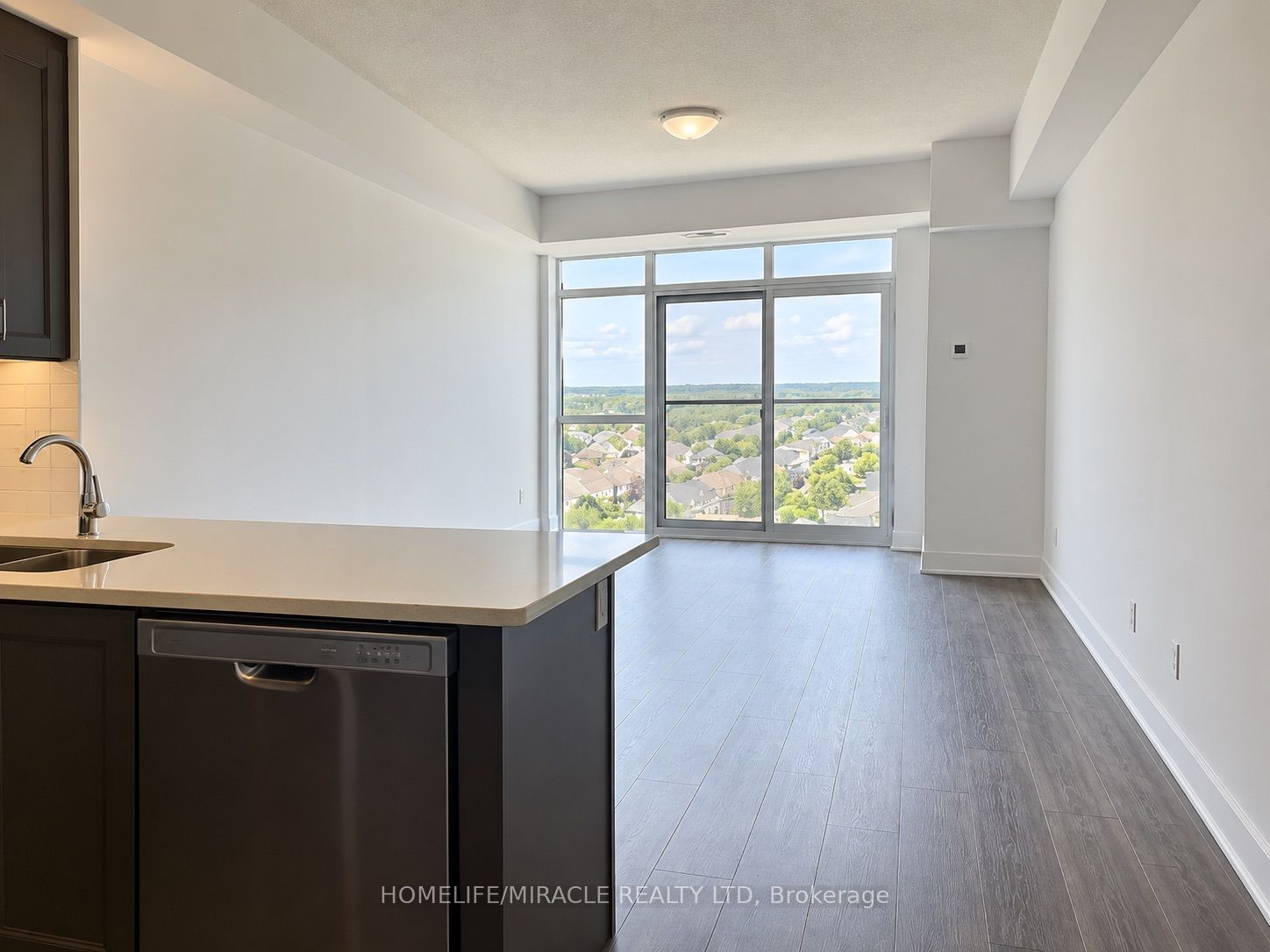 470 Dundas Street E 1104 Property Photo 7