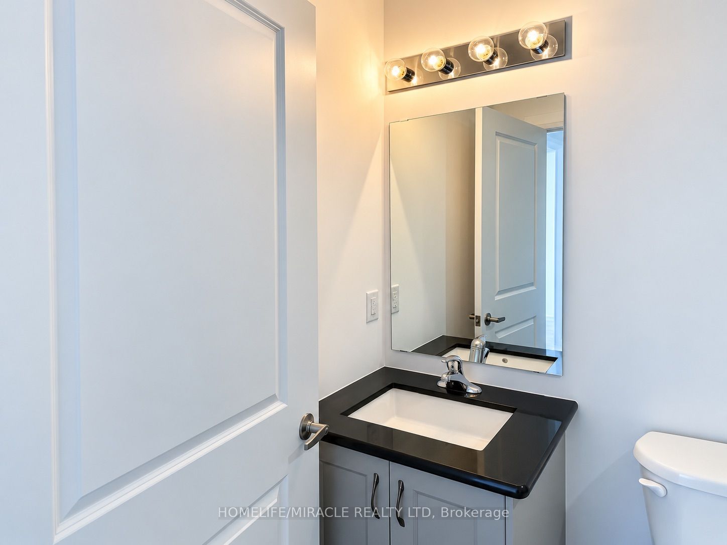 470 Dundas Street E 1104 Property Photo 11