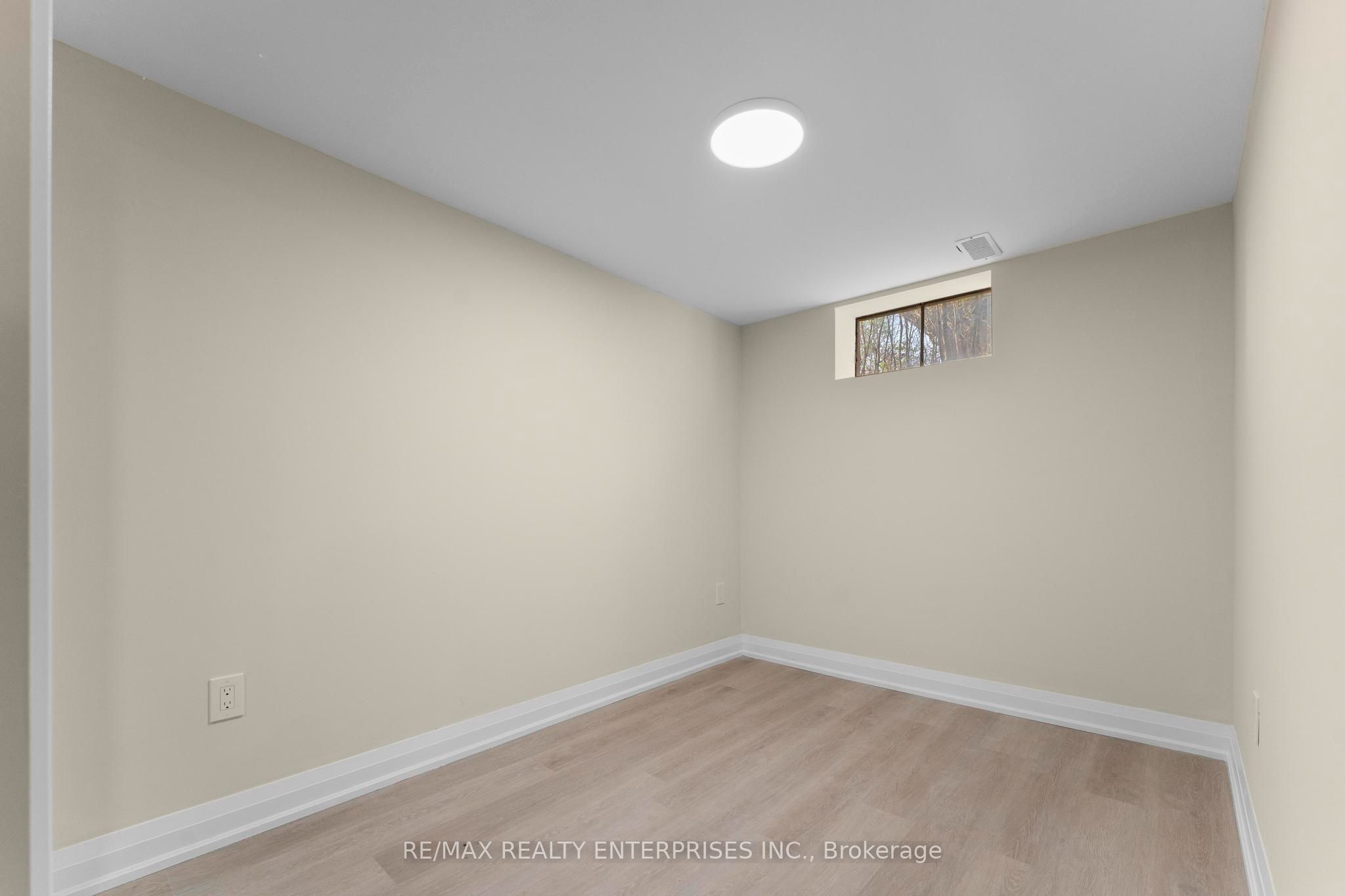 60 Wakelin Terrace Lower - 2 Bedroom Property Photo 7