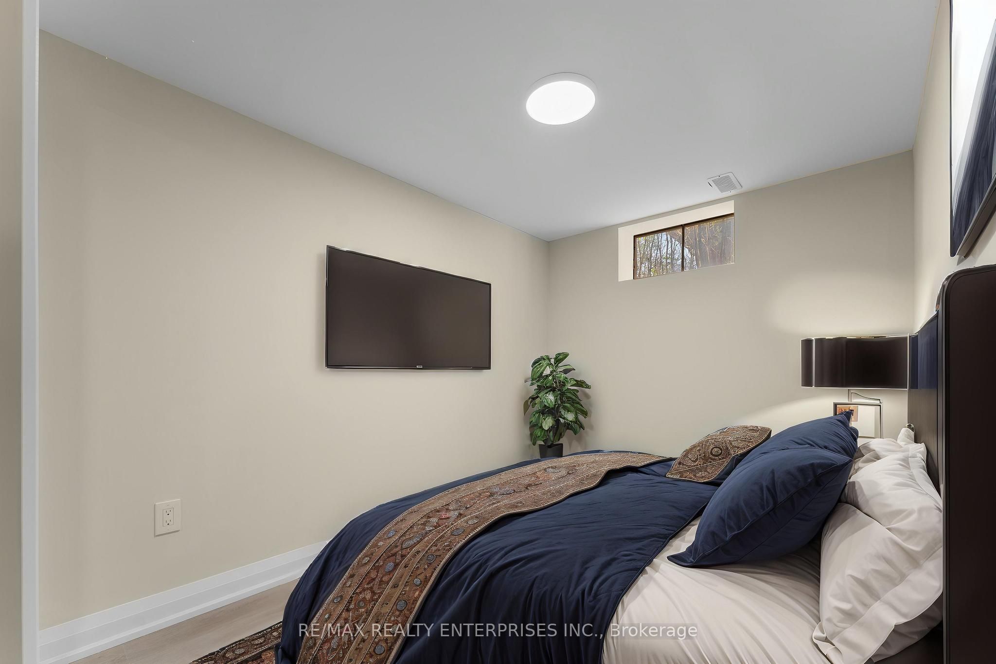 60 Wakelin Terrace Lower - 2 Bedroom Property Photo 8